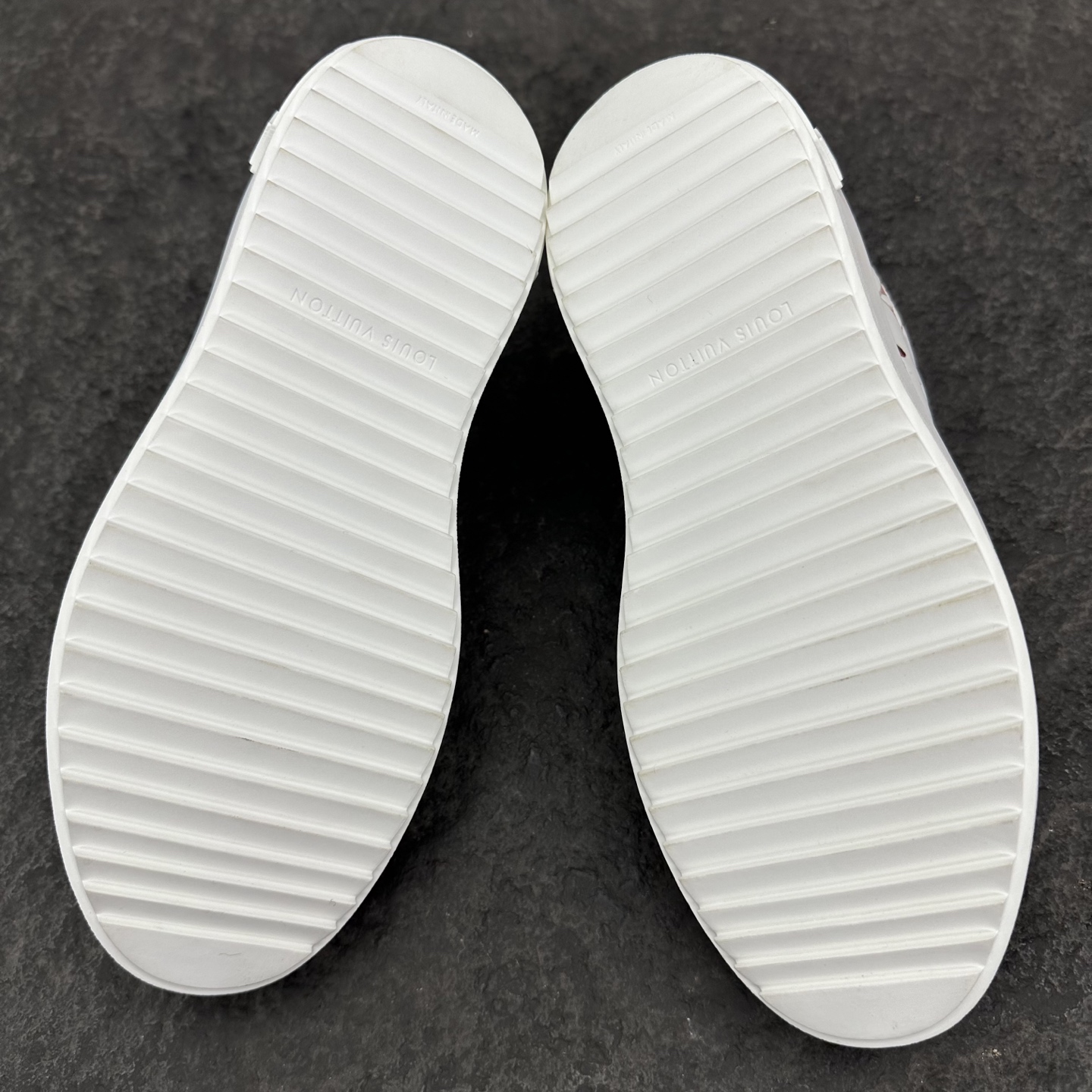 Louis Vuitton Time Out Sneaker Size 36-46