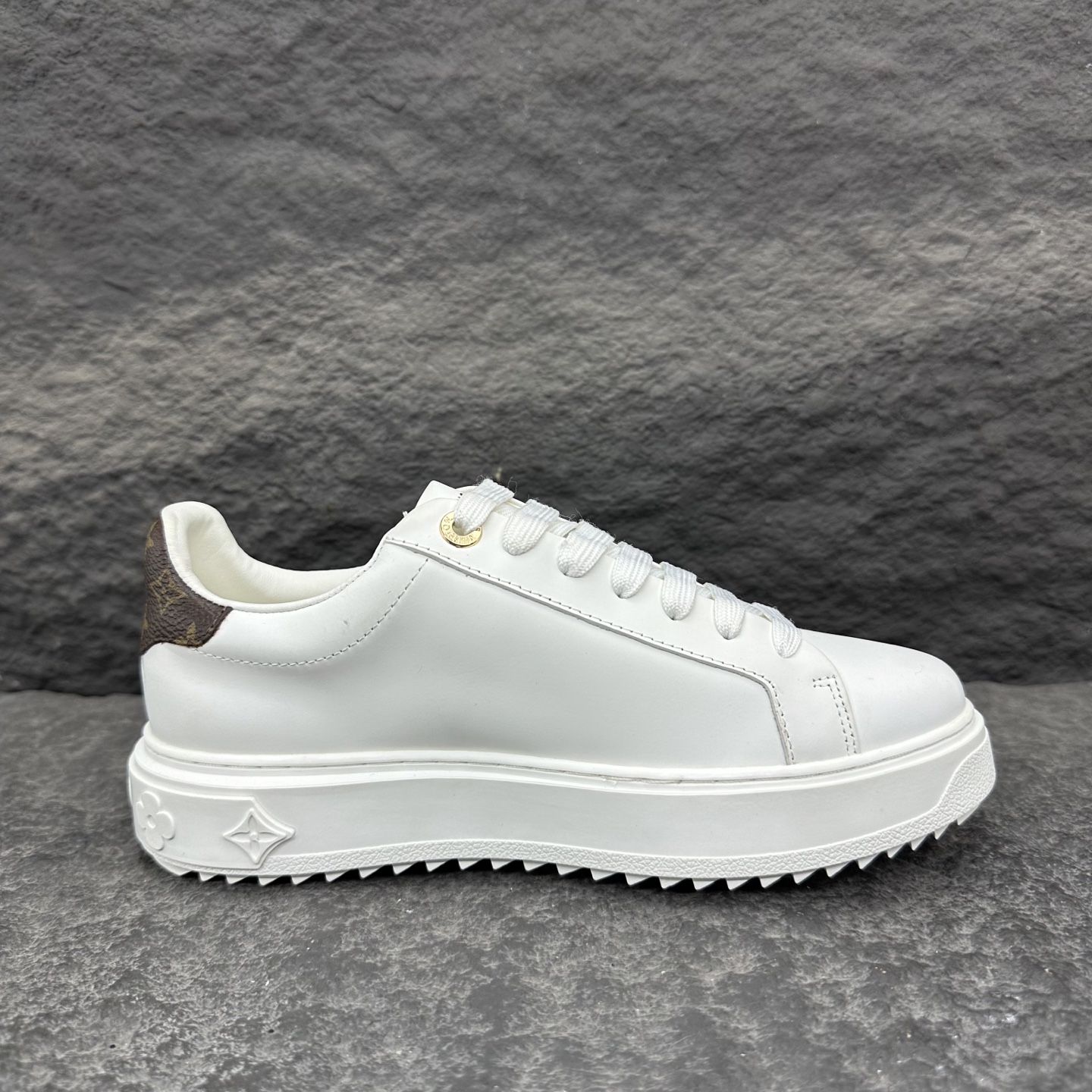 Louis Vuitton Time Out Sneaker Size 36-46