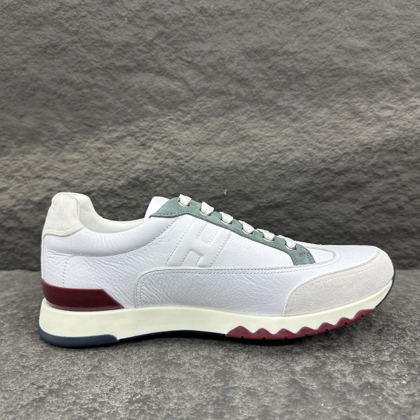 Hermes 25ss Trail Sneaker Size 39-46