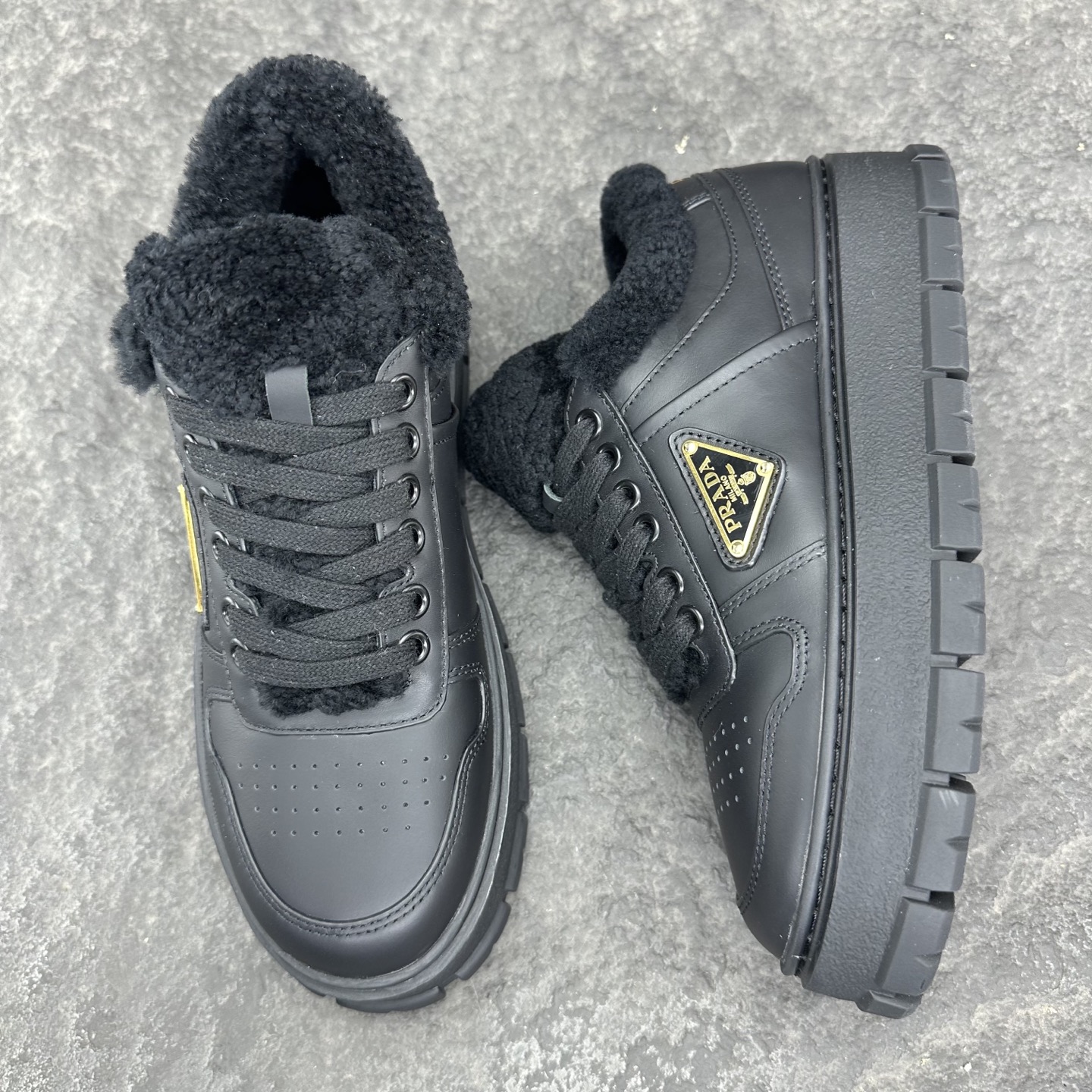 Prada 25ss Women Sneaker Size 36-41