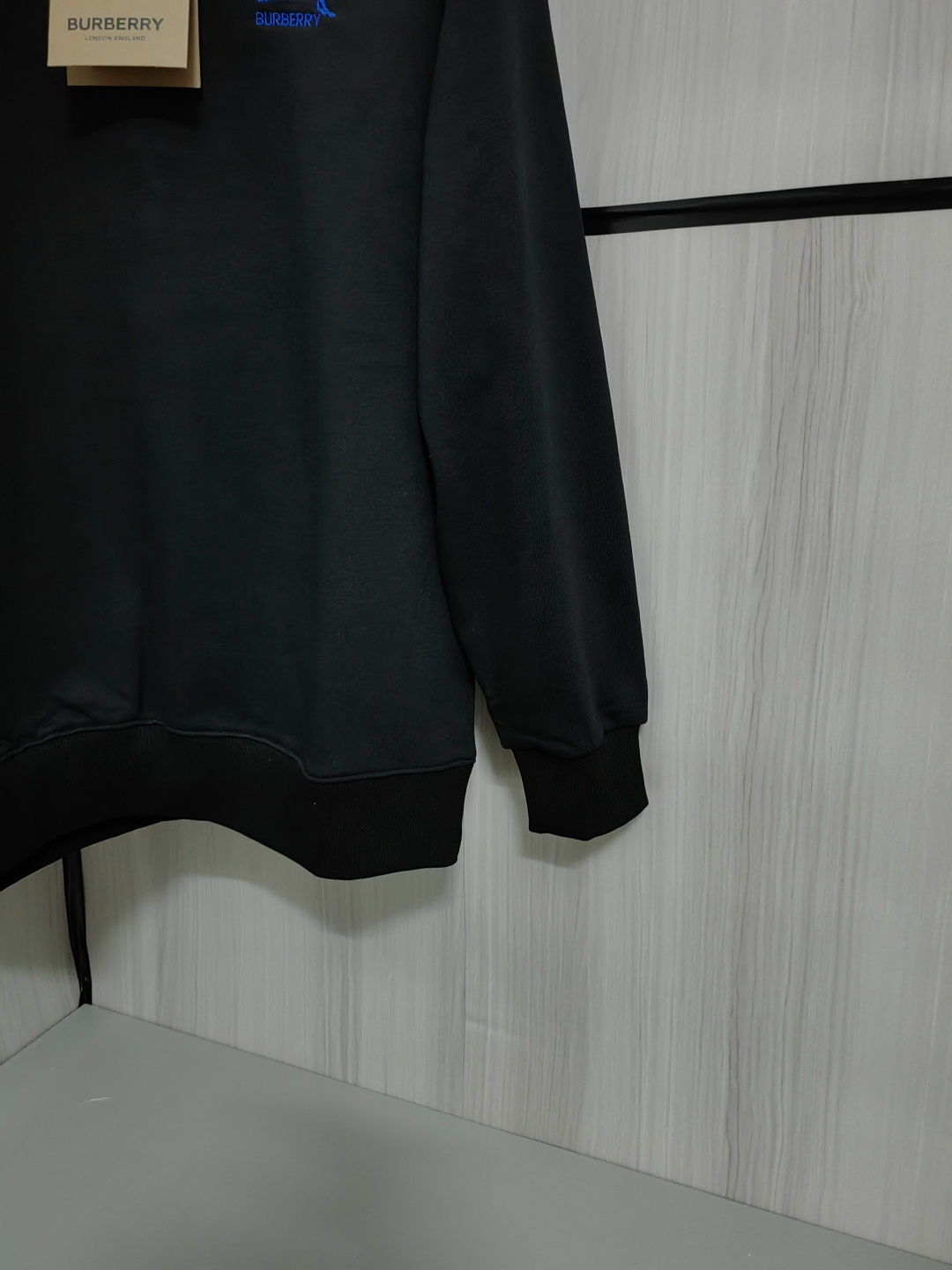 Burberry Unisex Sweatshirt Size S-XL