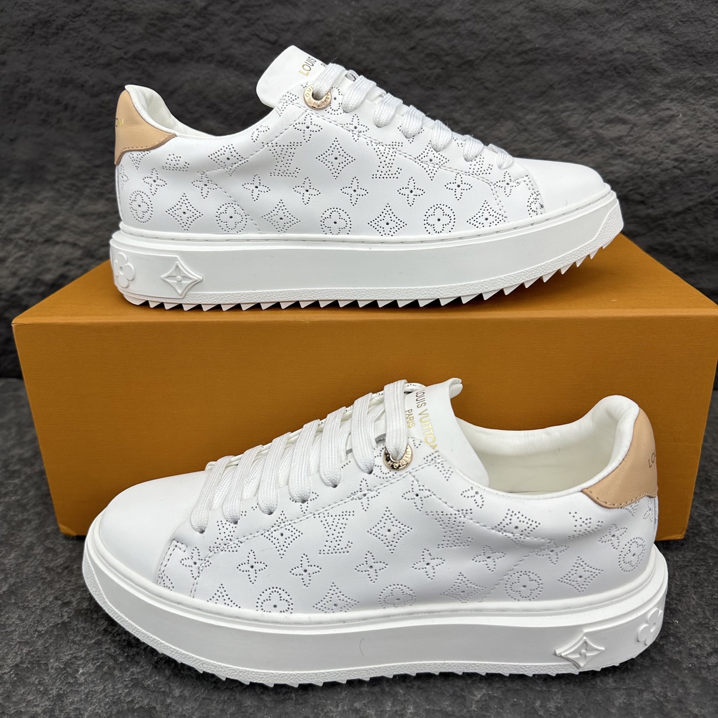 Louis Vuitton Time Out Sneaker Size 36-46