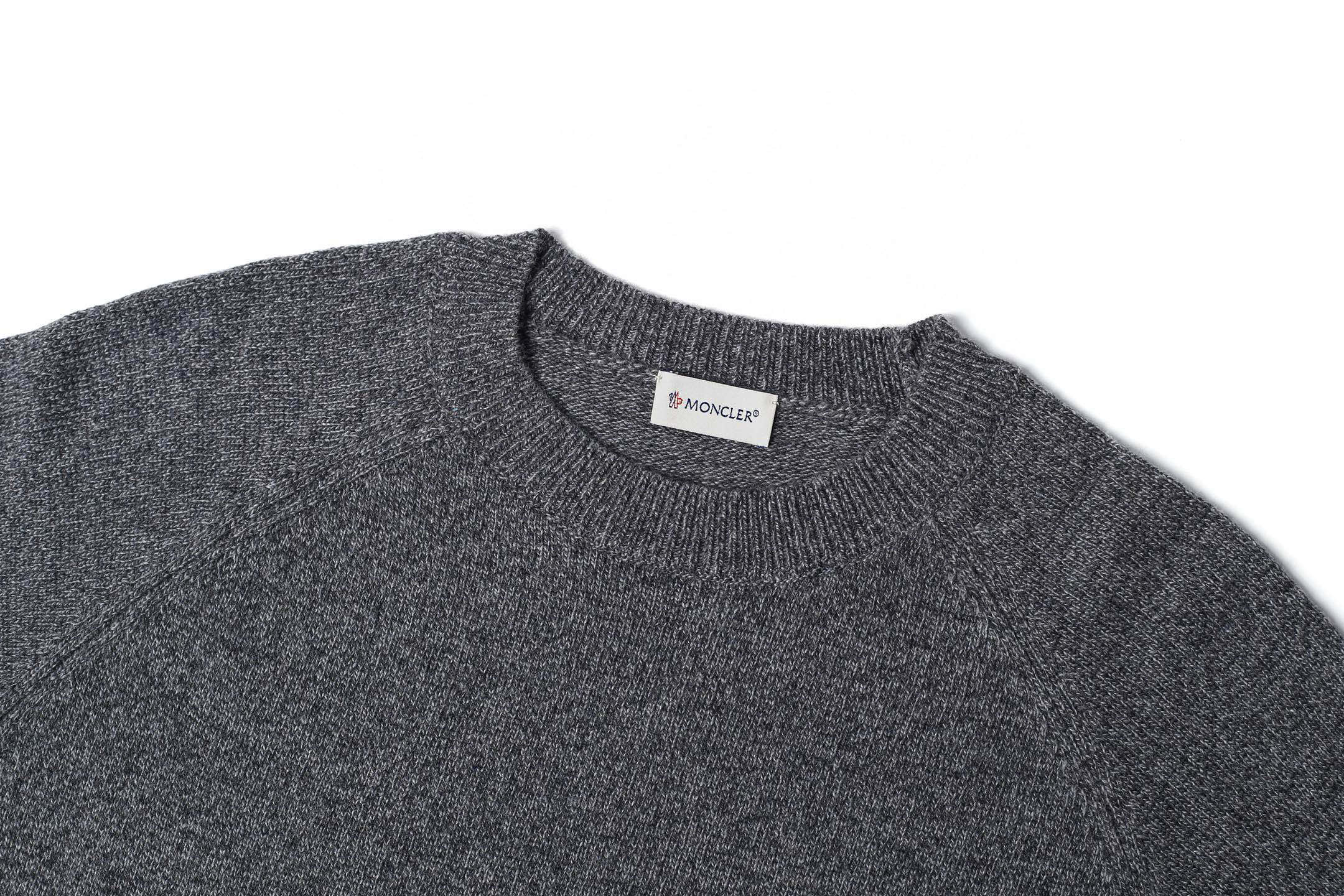 Moncler Unisex Sweatshirt Size S-XL