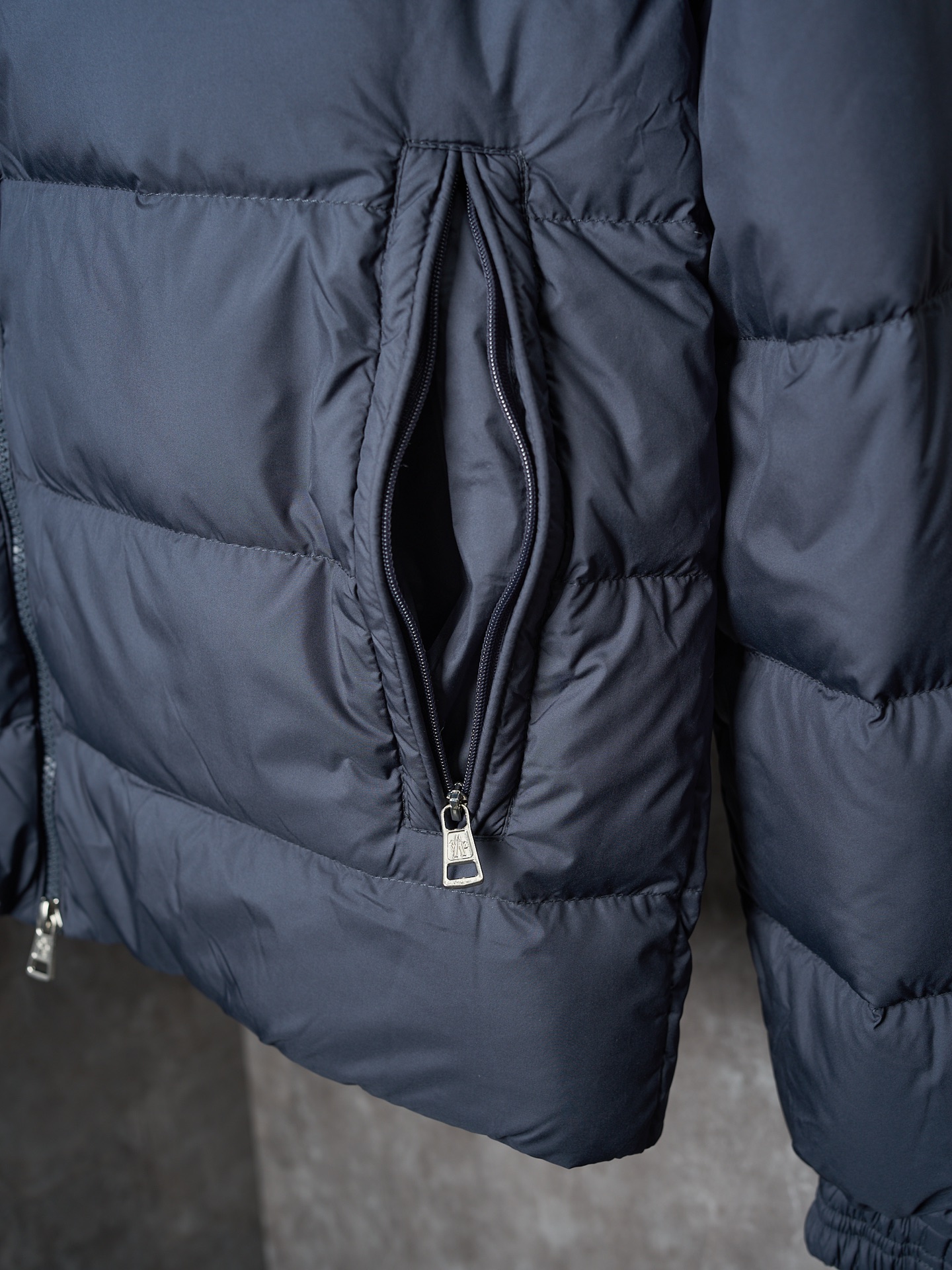 Moncler Men Winter Jacket Size 1-4