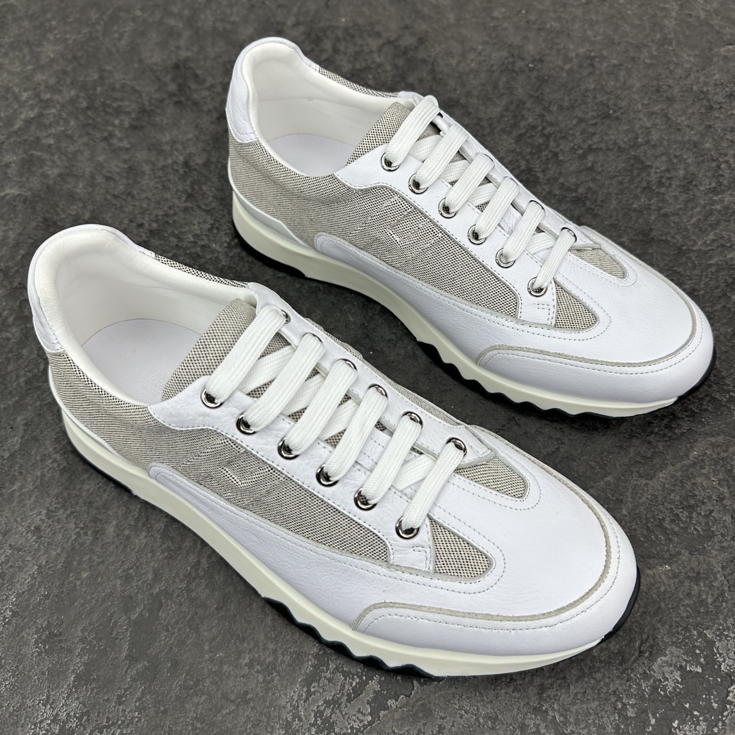 Hermes 25ss Trail Sneaker Size 39-46