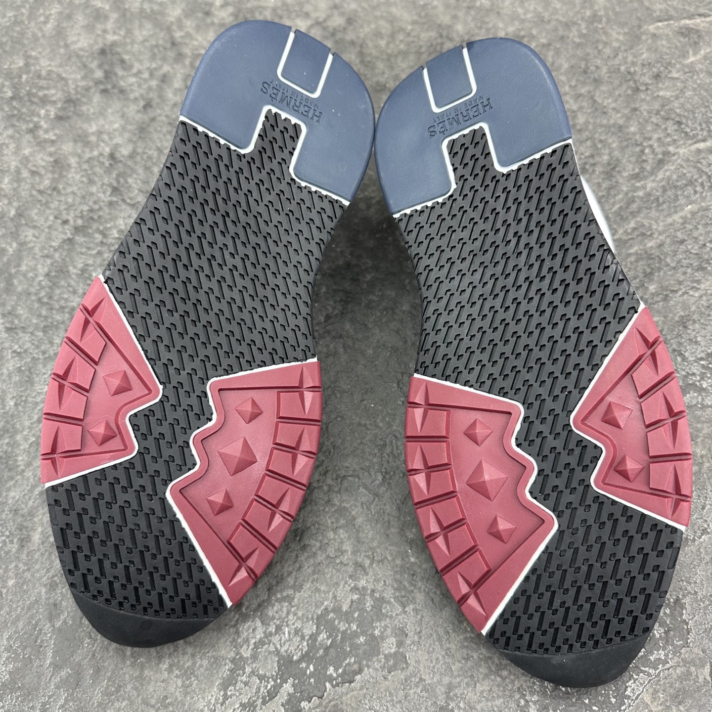 Hermes 25ss Trail Sneaker Size 39-46