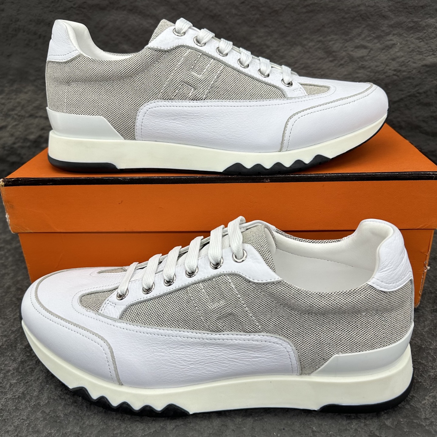 Hermes 25ss Trail Sneaker Size 39-46
