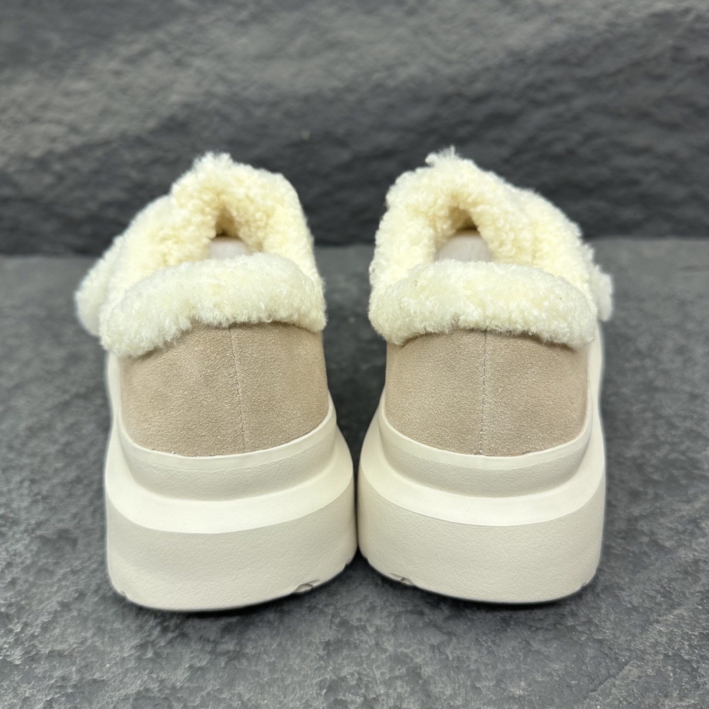 UGG 25ss plush Boots Size 36-41