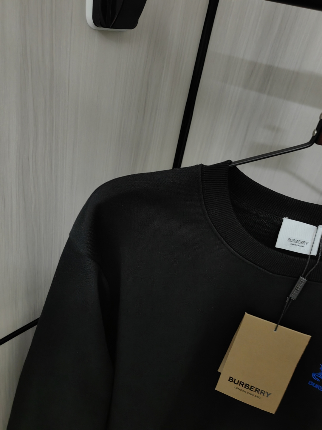 Burberry Unisex Sweatshirt Size S-XL