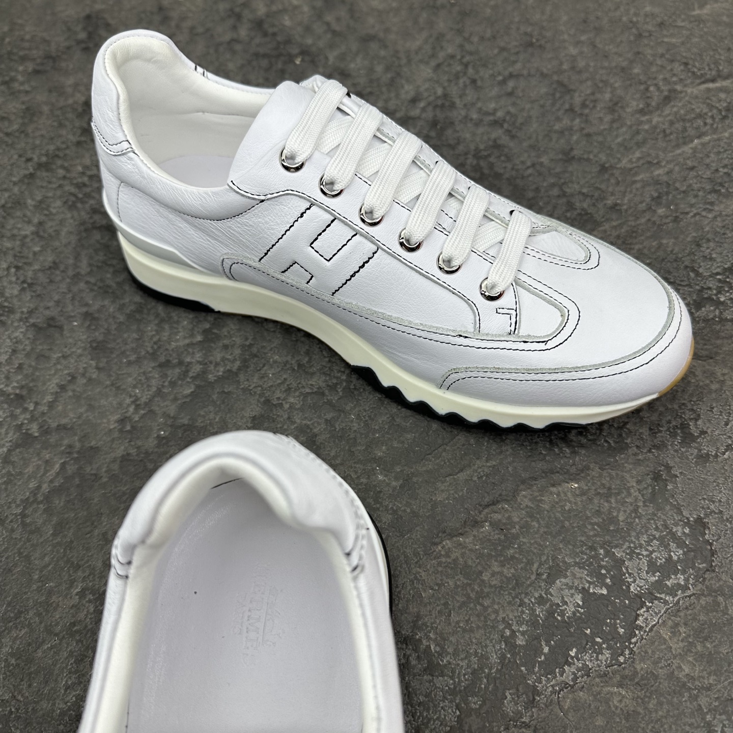 Hermes 25ss Trail Sneaker Size 39-46