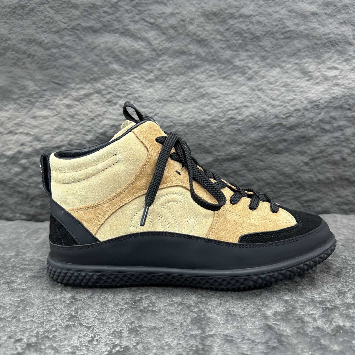 Chanel 25ss COCO Women Sneaker Size 36-41