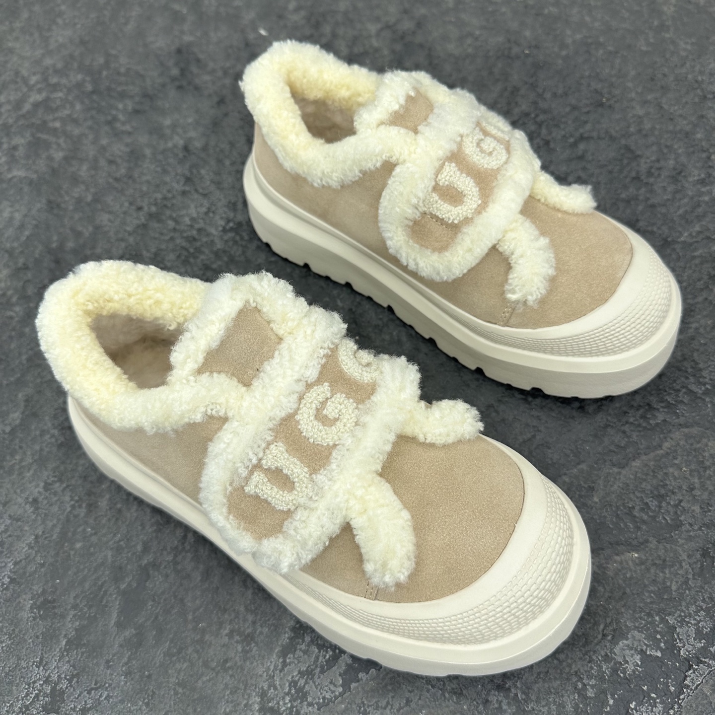 UGG 25ss plush Boots Size 36-41