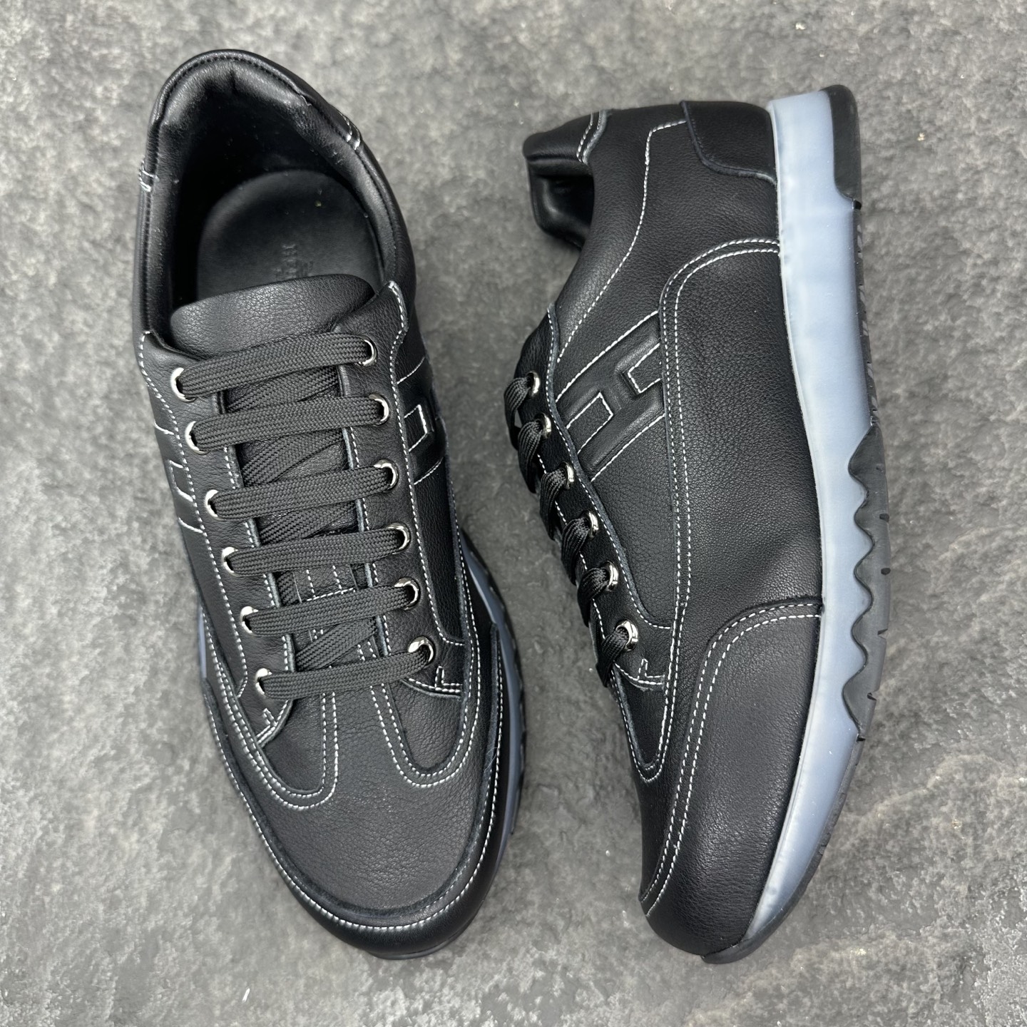 Hermes 25ss Trail Sneaker Size 39-46