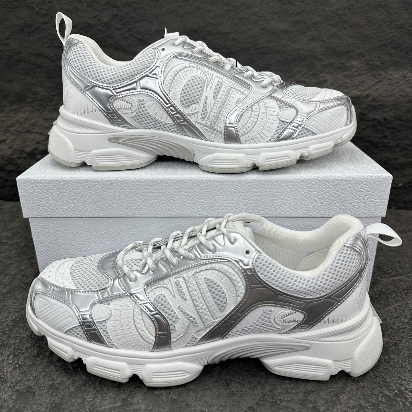 Dior 25ss Chrono Sneaker Size 36-46