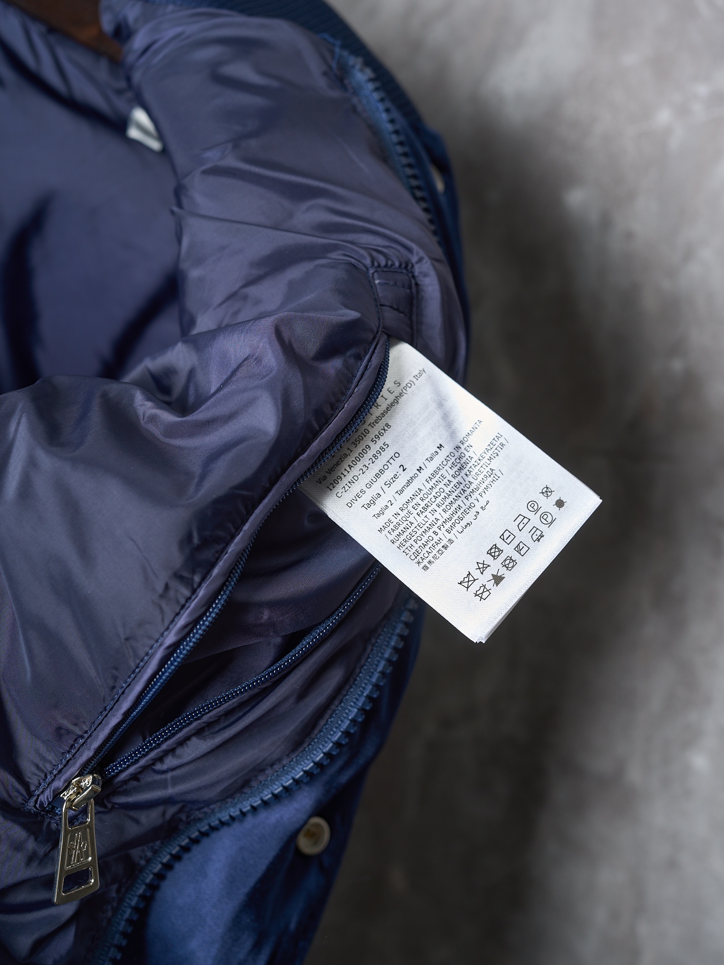 Moncler Dives Men Winter Jacket Size 1-4