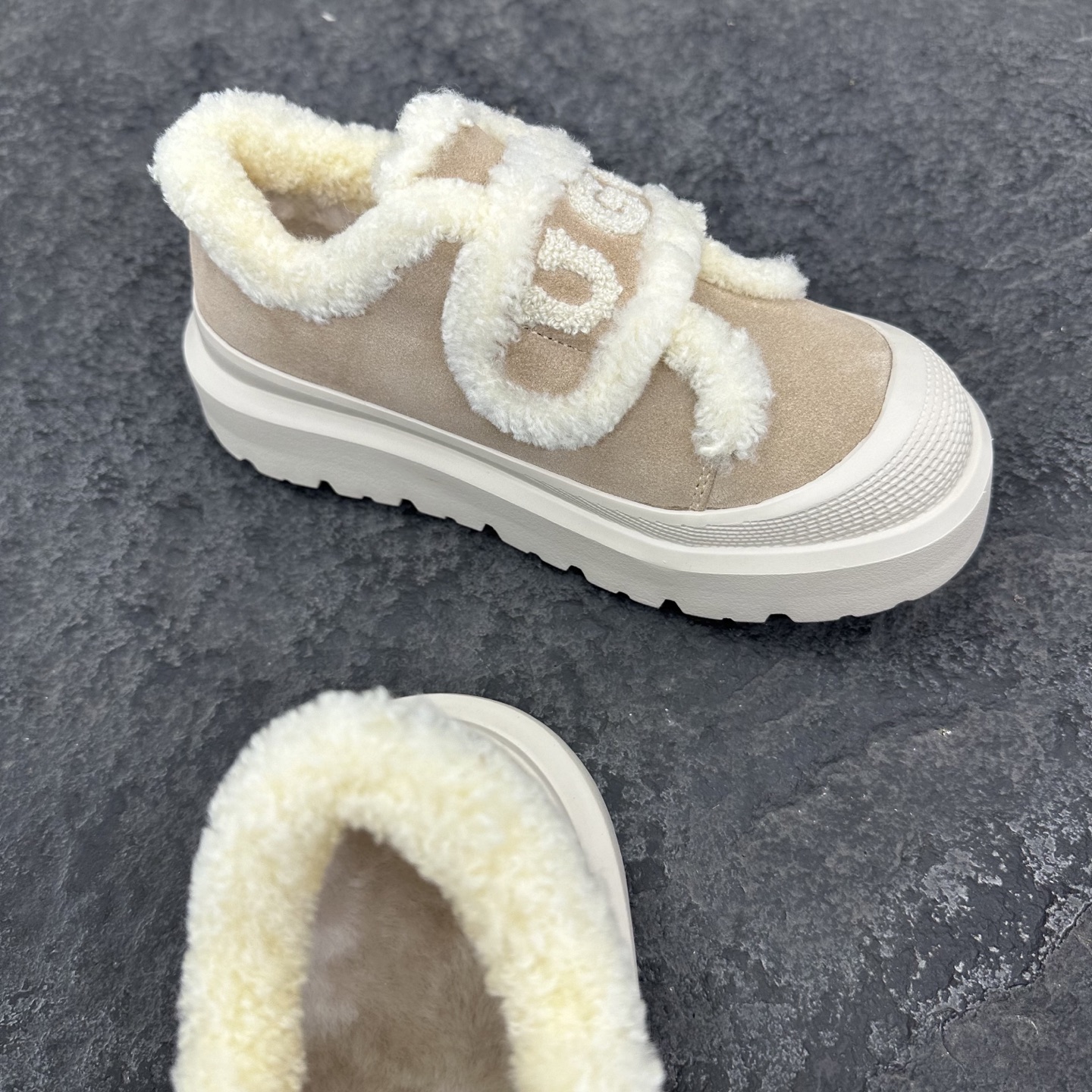 UGG 25ss plush Boots Size 36-41