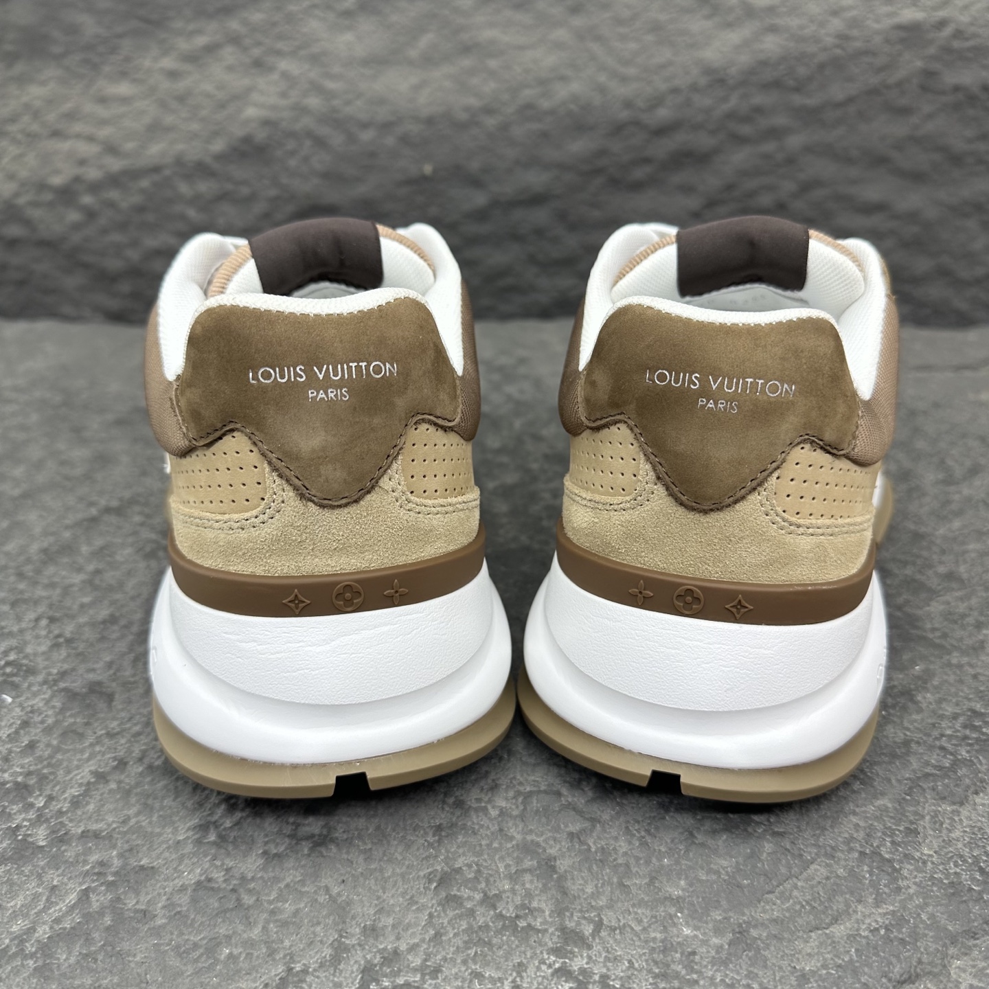 Louis Vuitton LV 1AIOIZ LV CLASSIC Sneaker Size 36-46