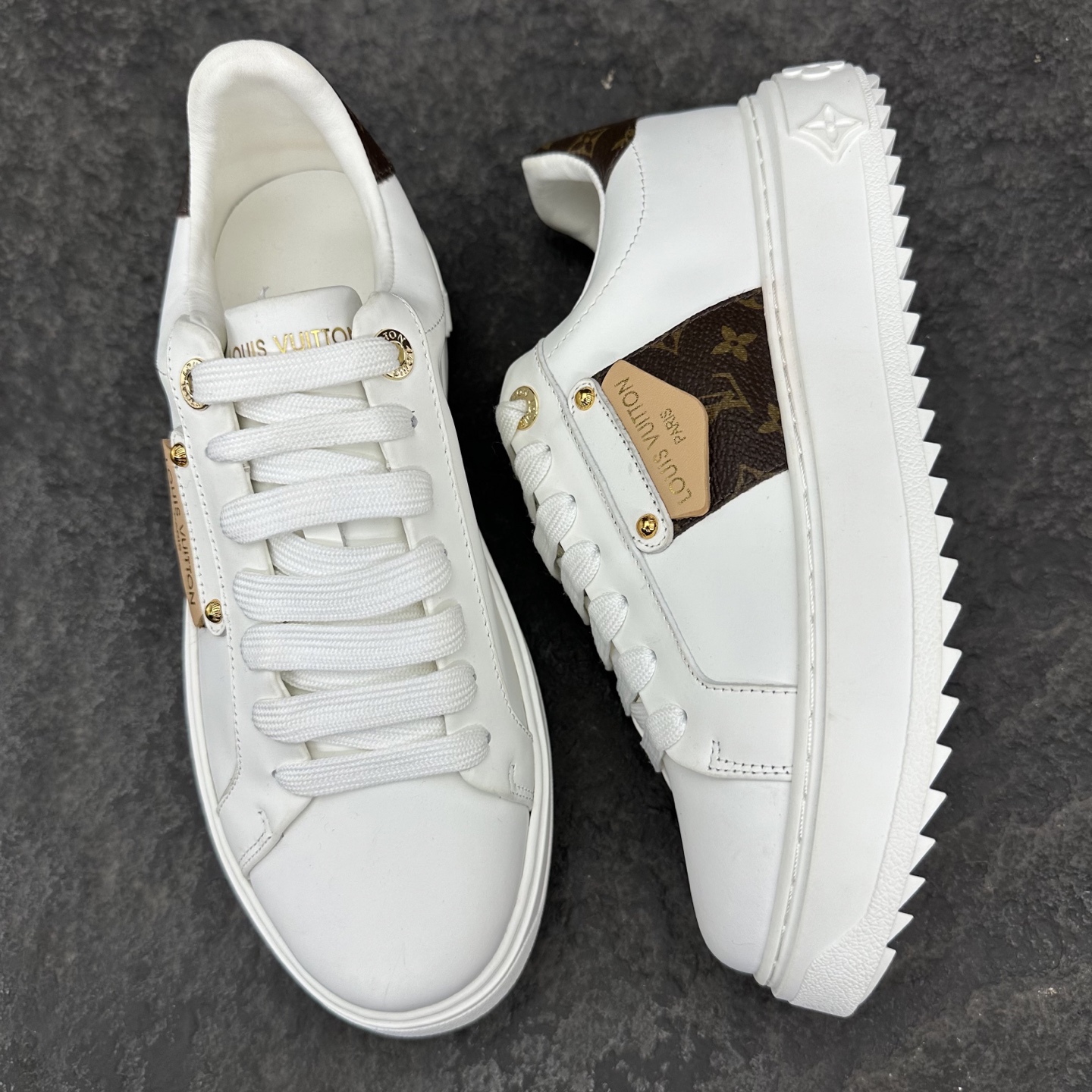 Louis Vuitton Time Out Sneaker Size 36-46