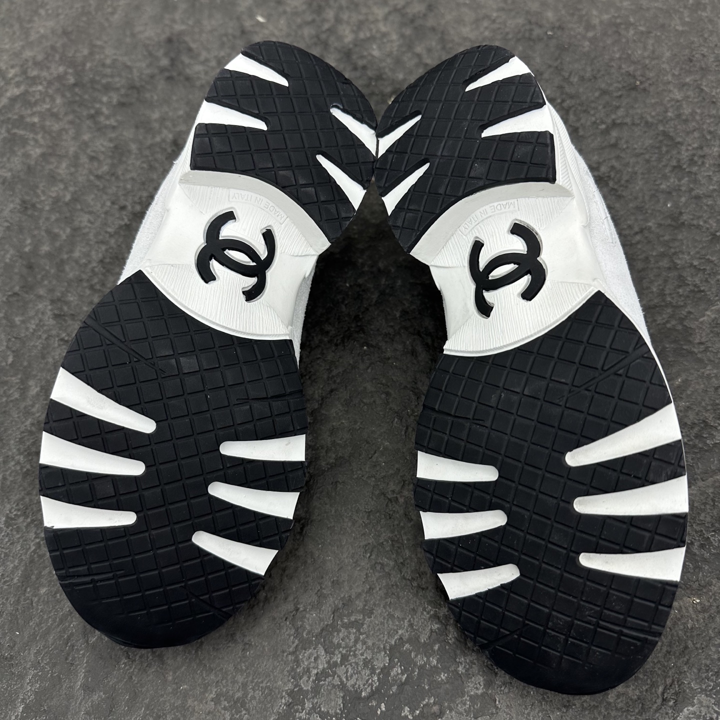 Chanel 25ss COCO Women Sneaker Size 36-41