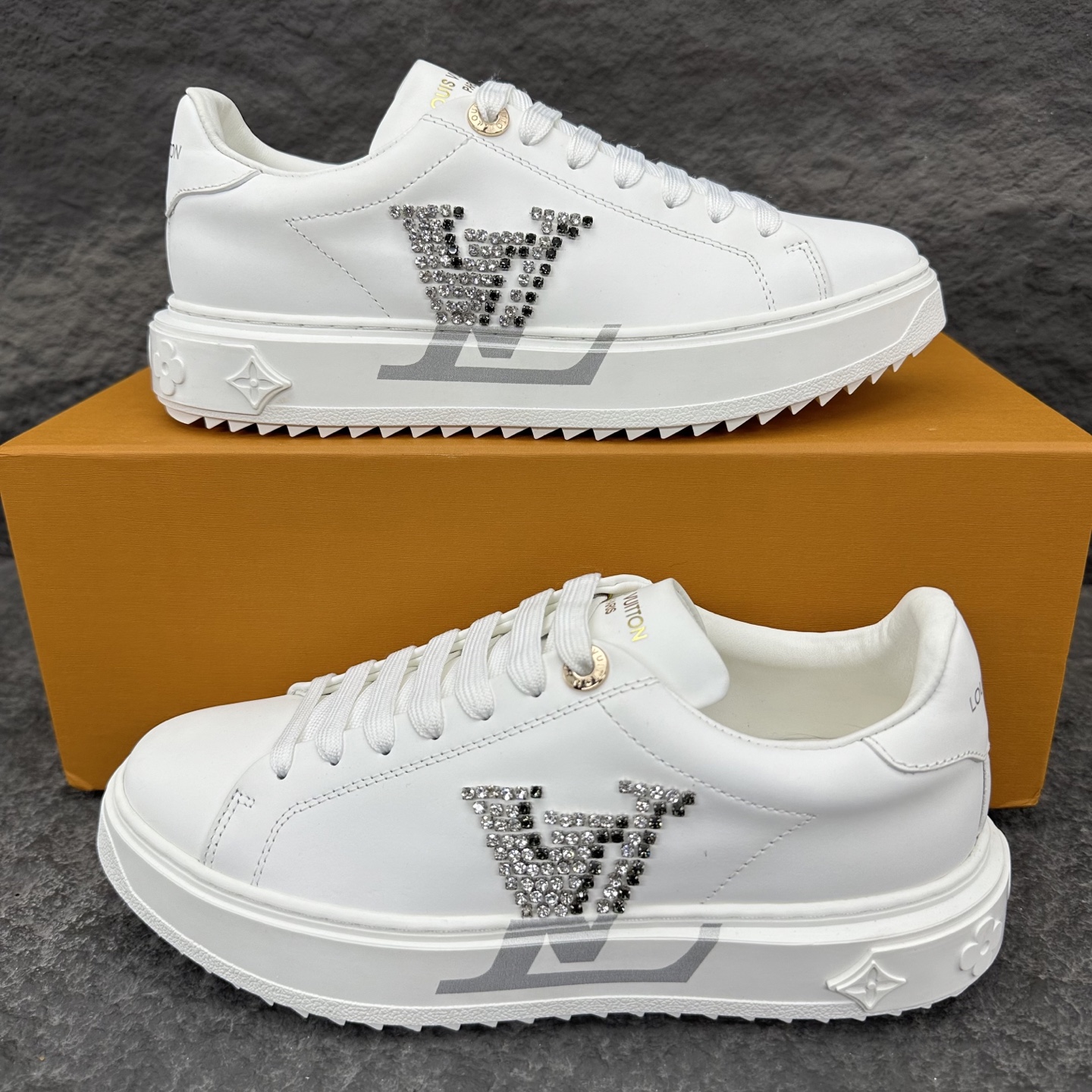Louis Vuitton Time Out Sneaker Size 36-46