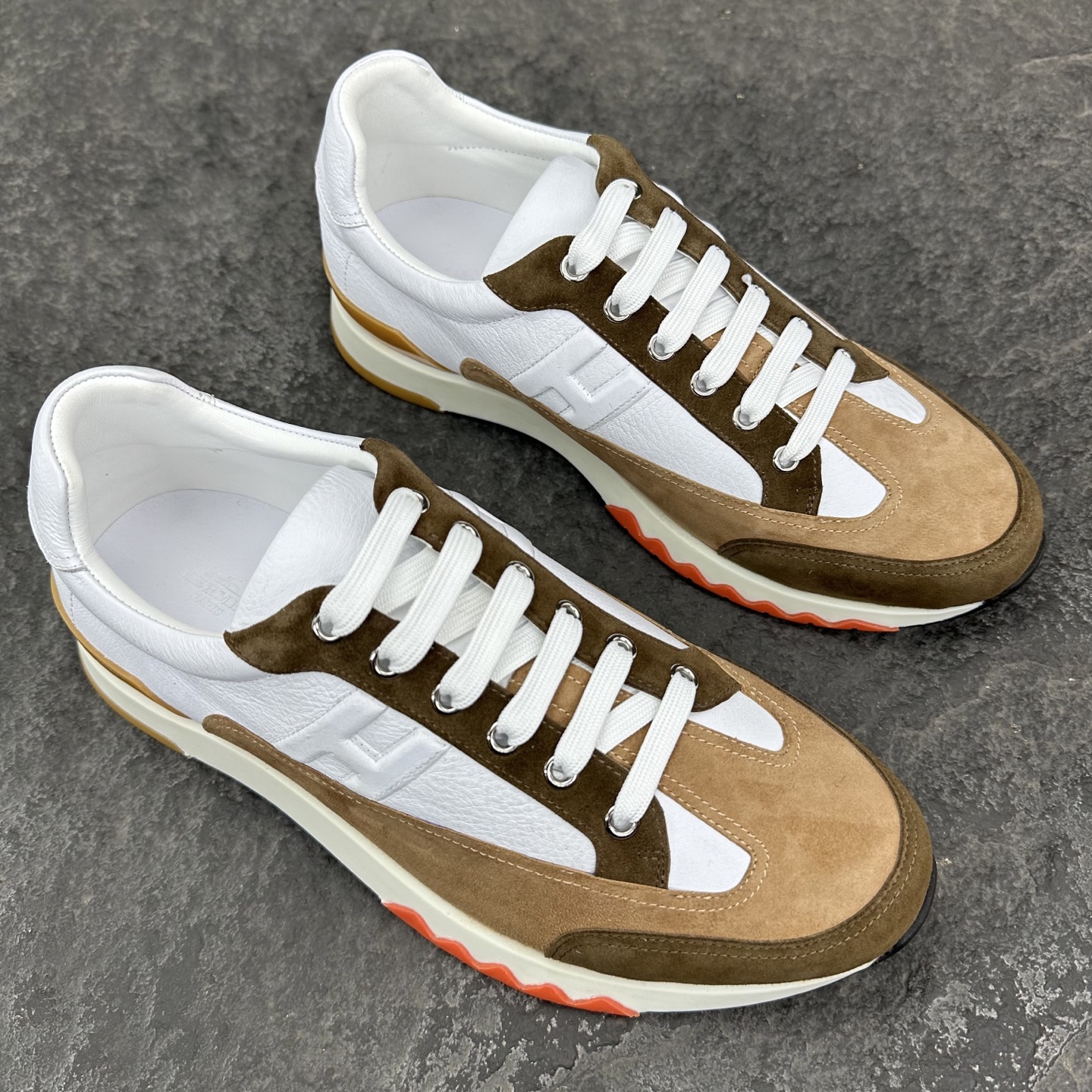 Hermes 25ss Trail Sneaker Size 39-46