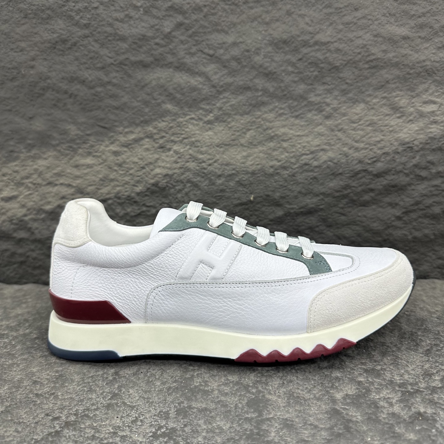 Hermes 25ss Trail Sneaker Size 39-46