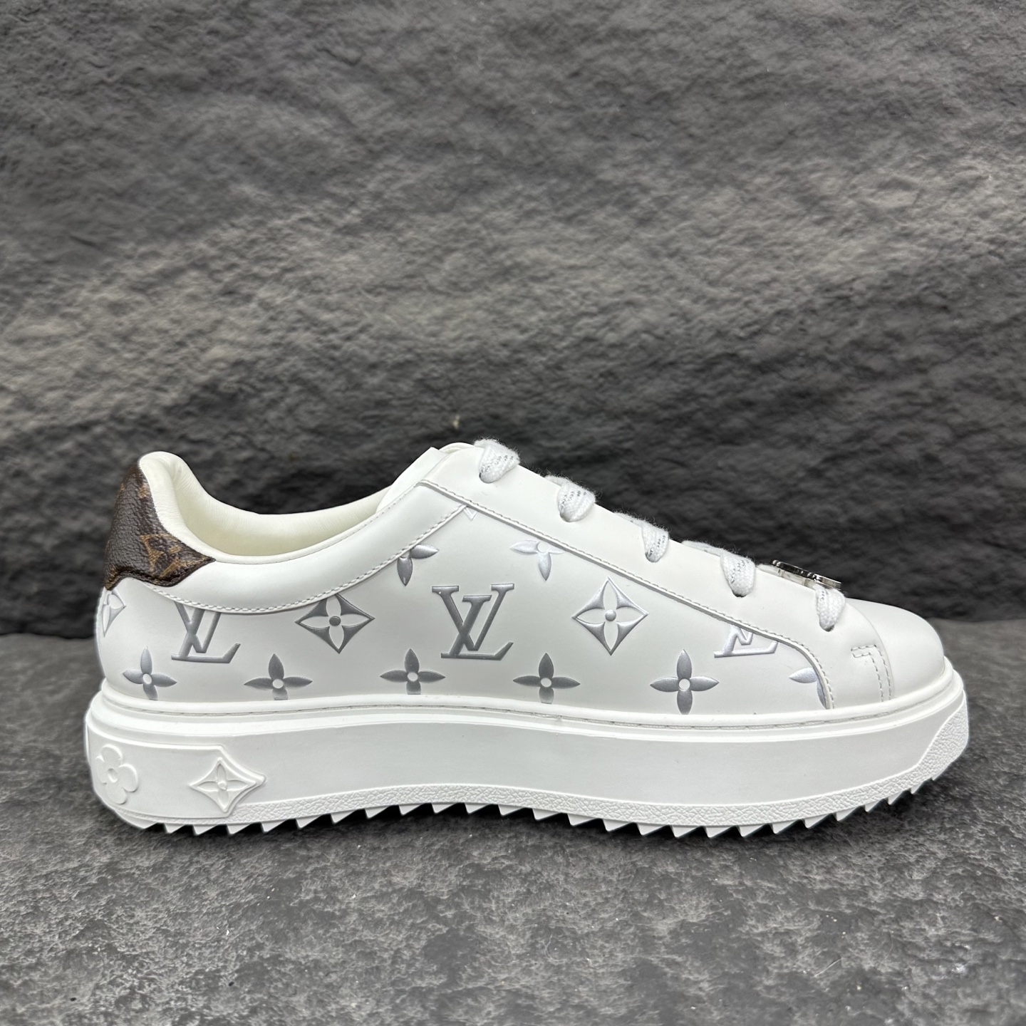 Louis Vuitton Time Out Sneaker Size 36-46