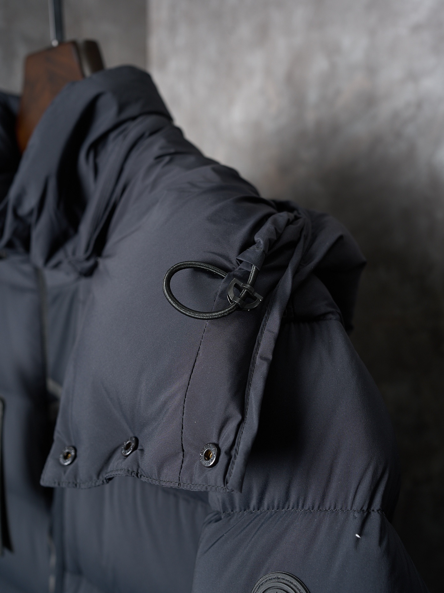 Moncler Ume Men Winter Jacket Size 1-4