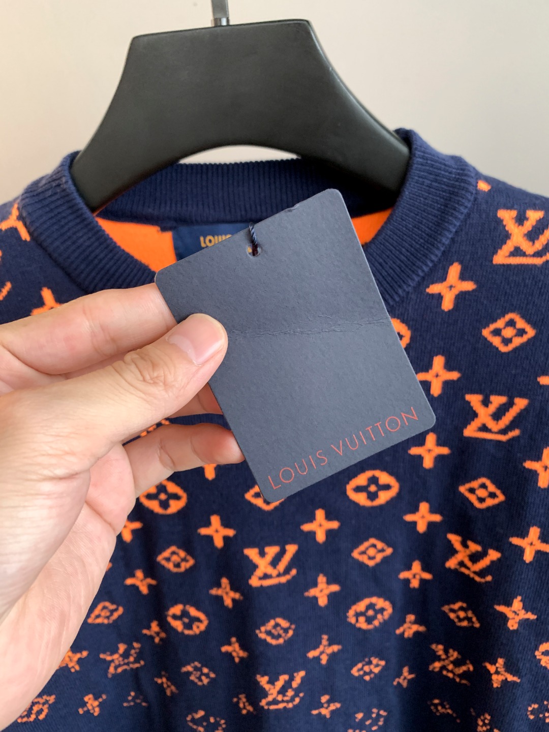 Louis Vuitton Unisex Sweatshirt Size S-XXL