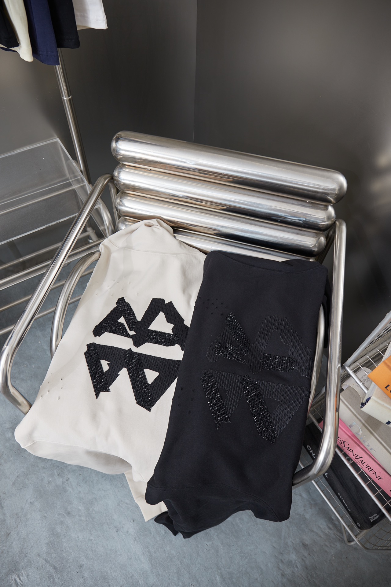 Balenciaga Unisex Sweatshirt Size S-XL