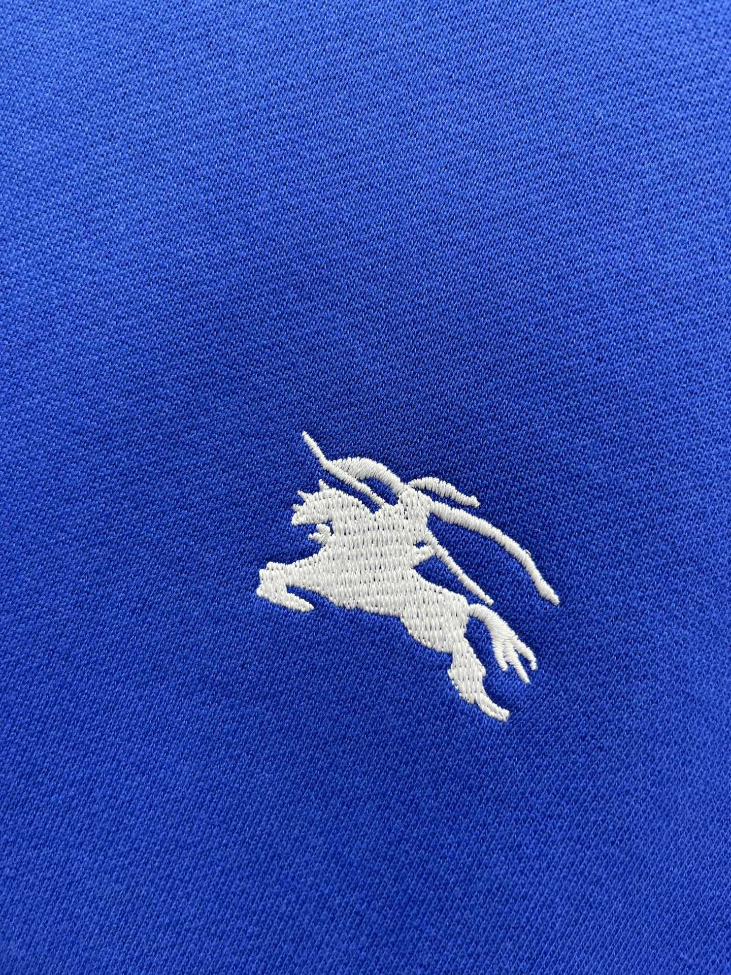 Burberry Unisex Sweatshirt Size S-XXL