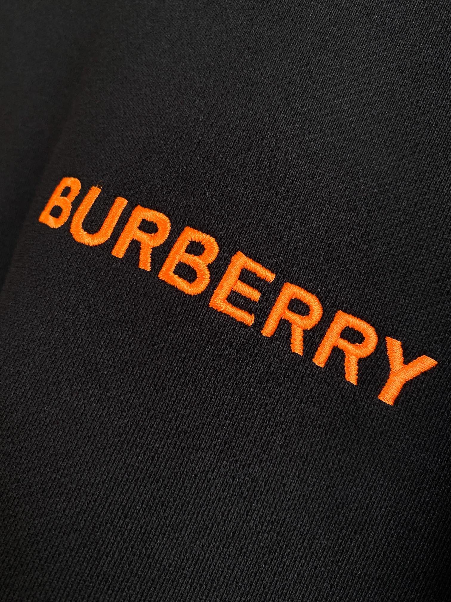 Burberry Unisex Sweatshirt Size S-XXL