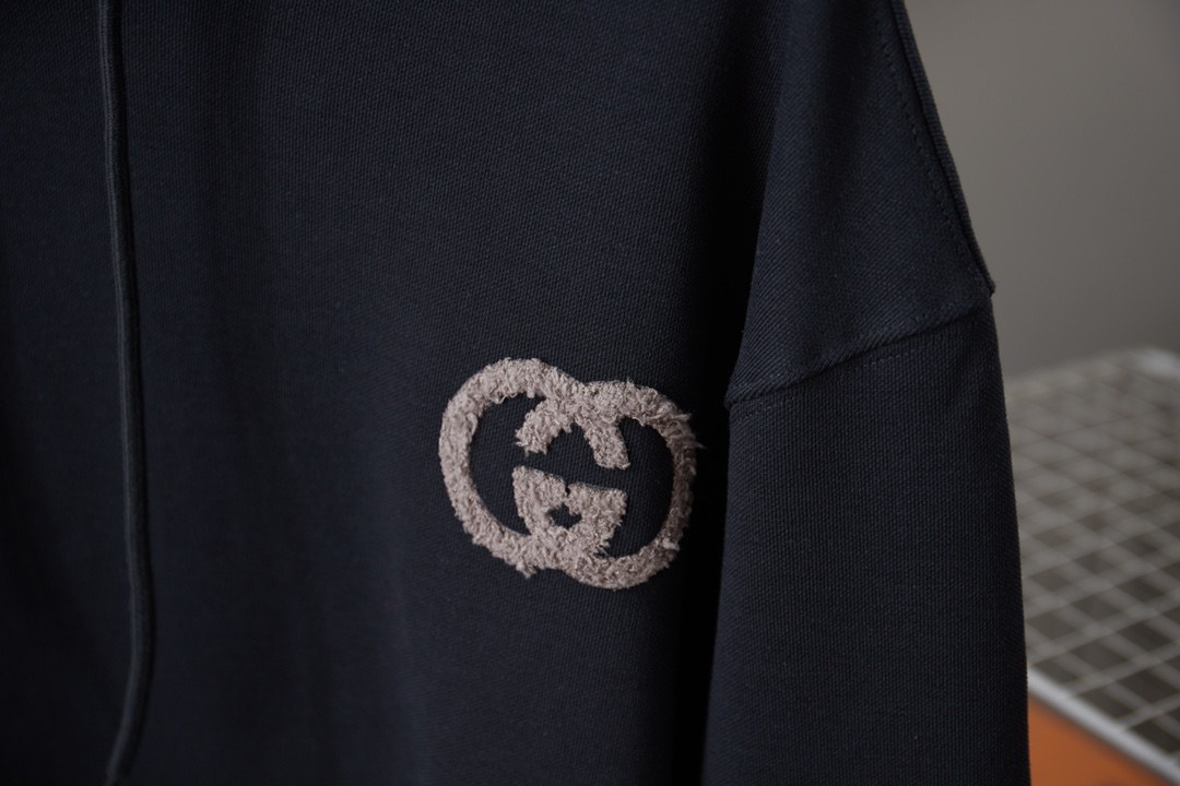 Gucci Unisex Sweatshirt Size S-XL