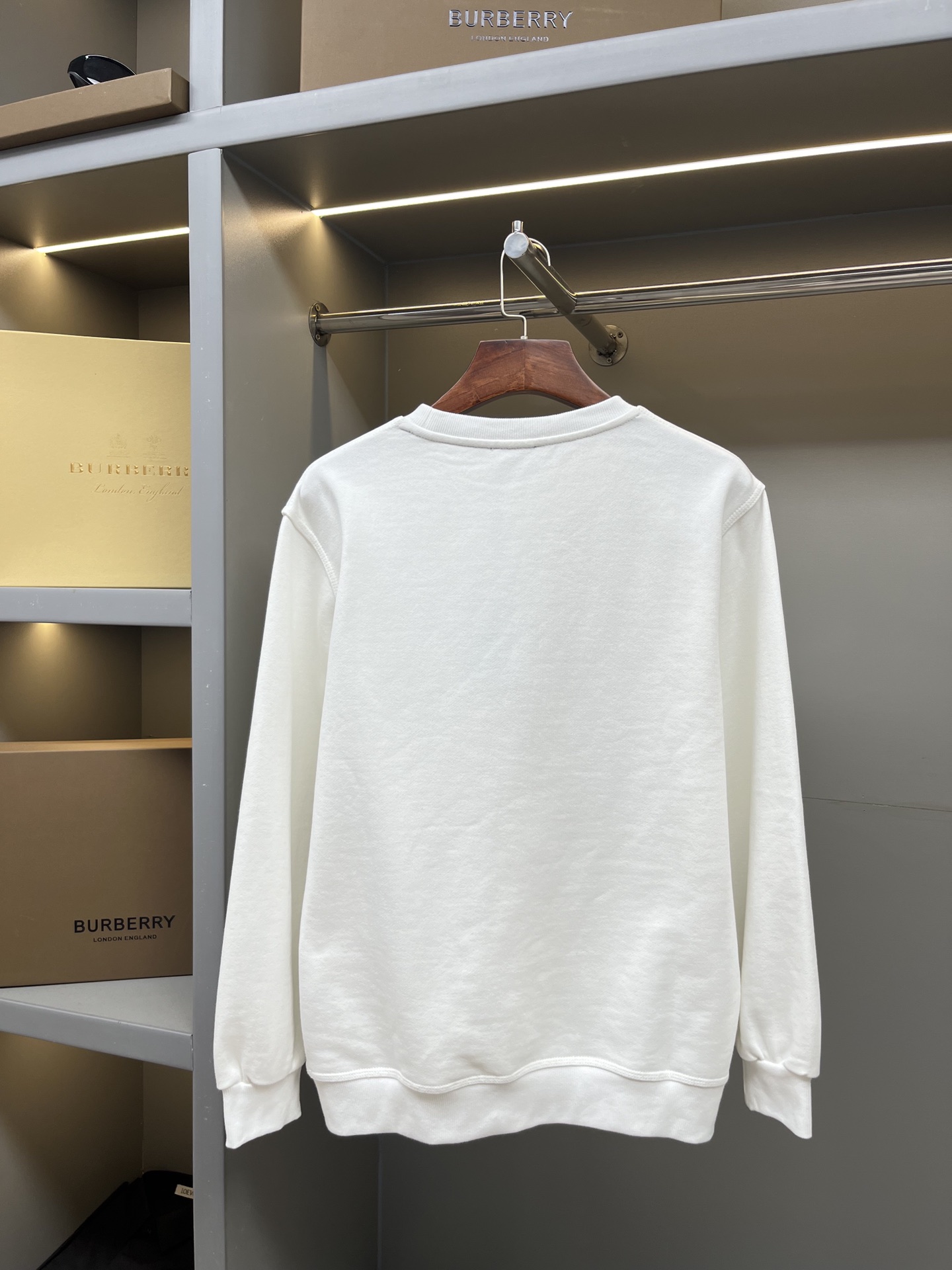 Burberry Unisex Sweatshirt Size S-XXL