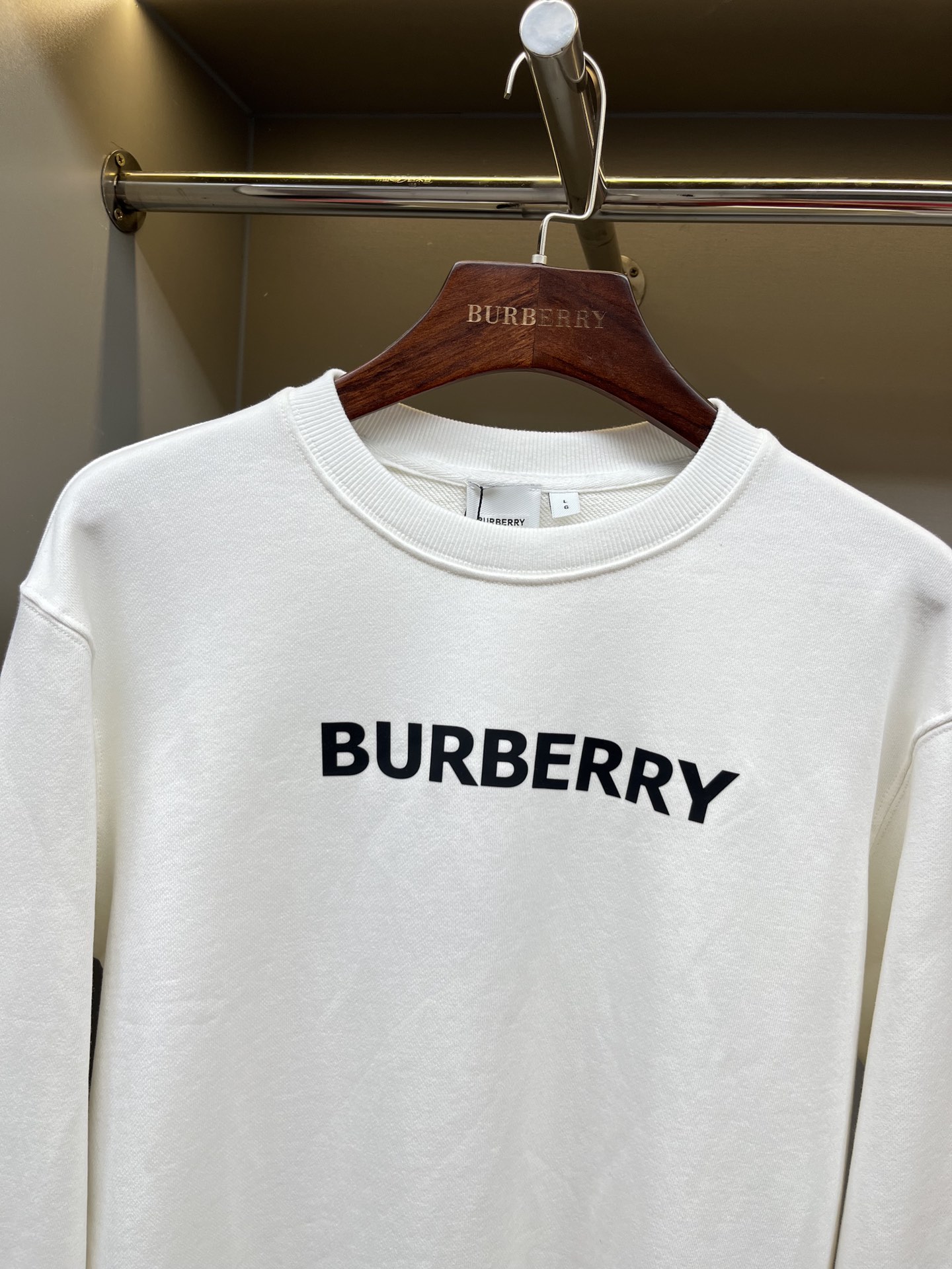 Burberry Unisex Sweatshirt Size S-XXL