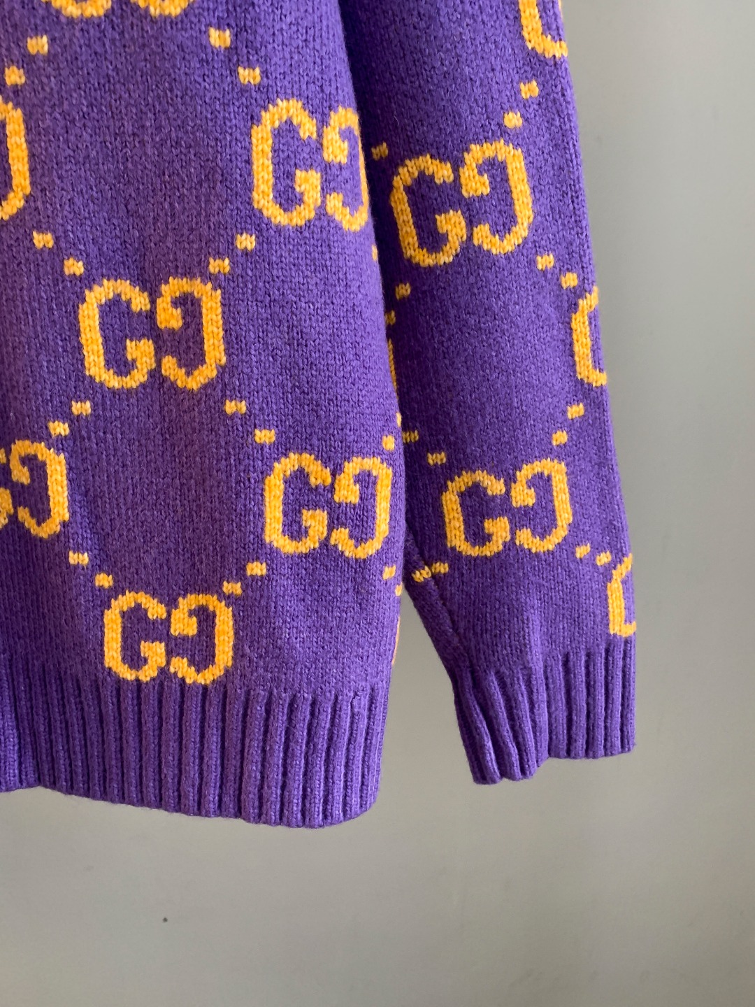 Gucci Unisex Sweatshirt Size S-XXL