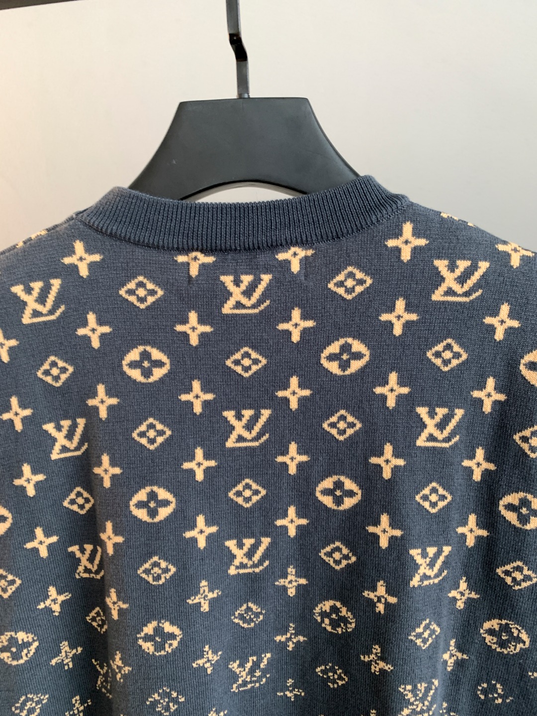 Louis Vuitton Unisex Sweatshirt Size S-XXL