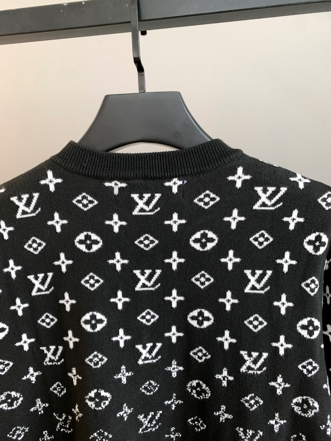 Louis Vuitton Unisex Sweatshirt Size S-XXL