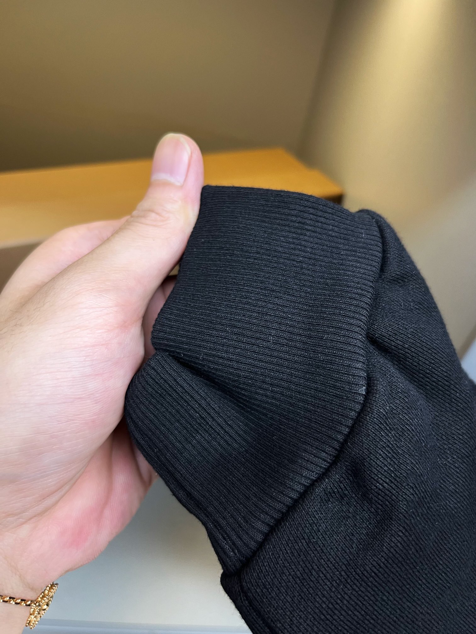 Burberry Unisex Sweatshirt Size S-XXL