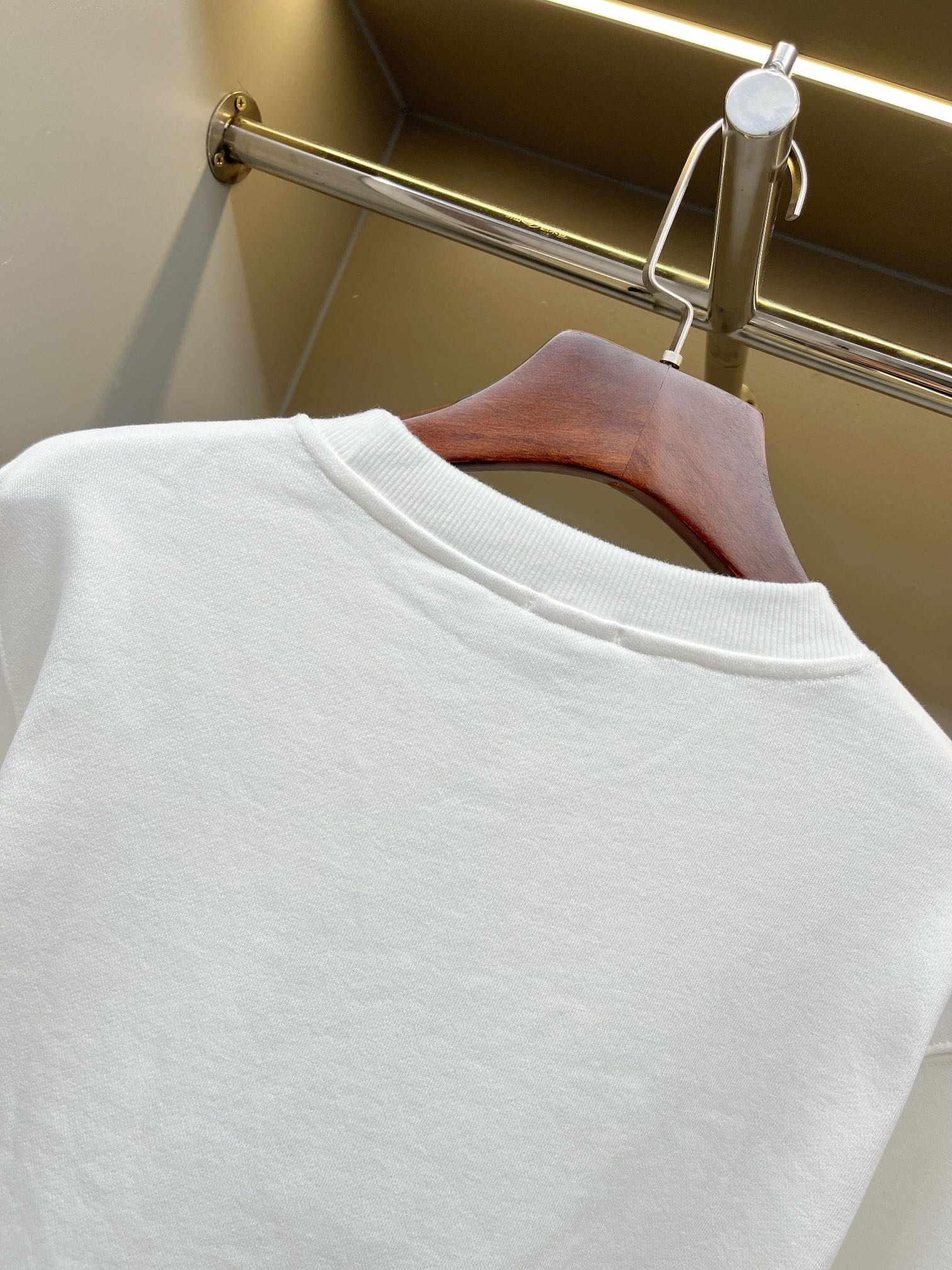 Burberry Unisex Sweatshirt Size S-XXL