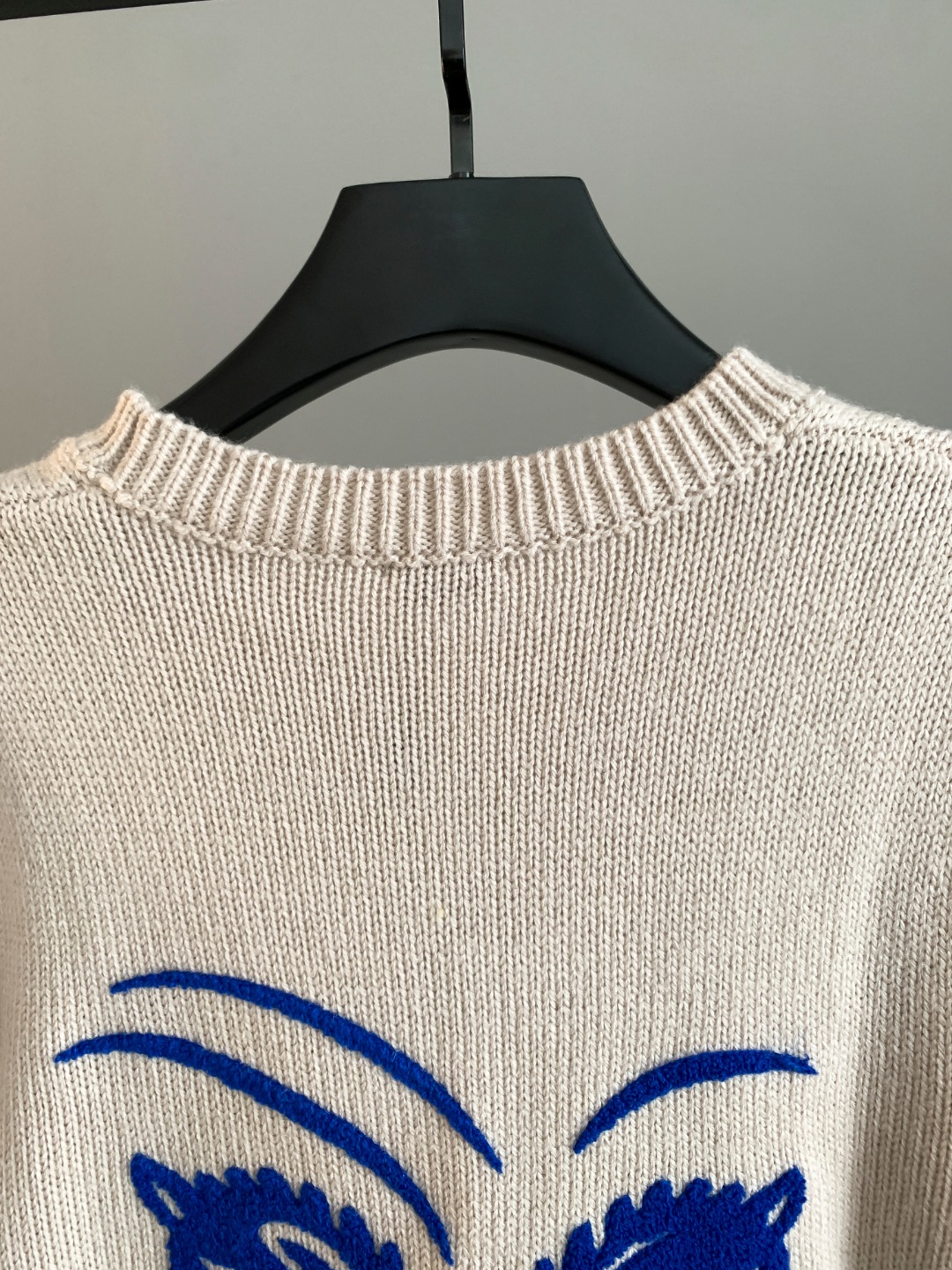 Burberry Unisex Sweatshirt Size S-XXL