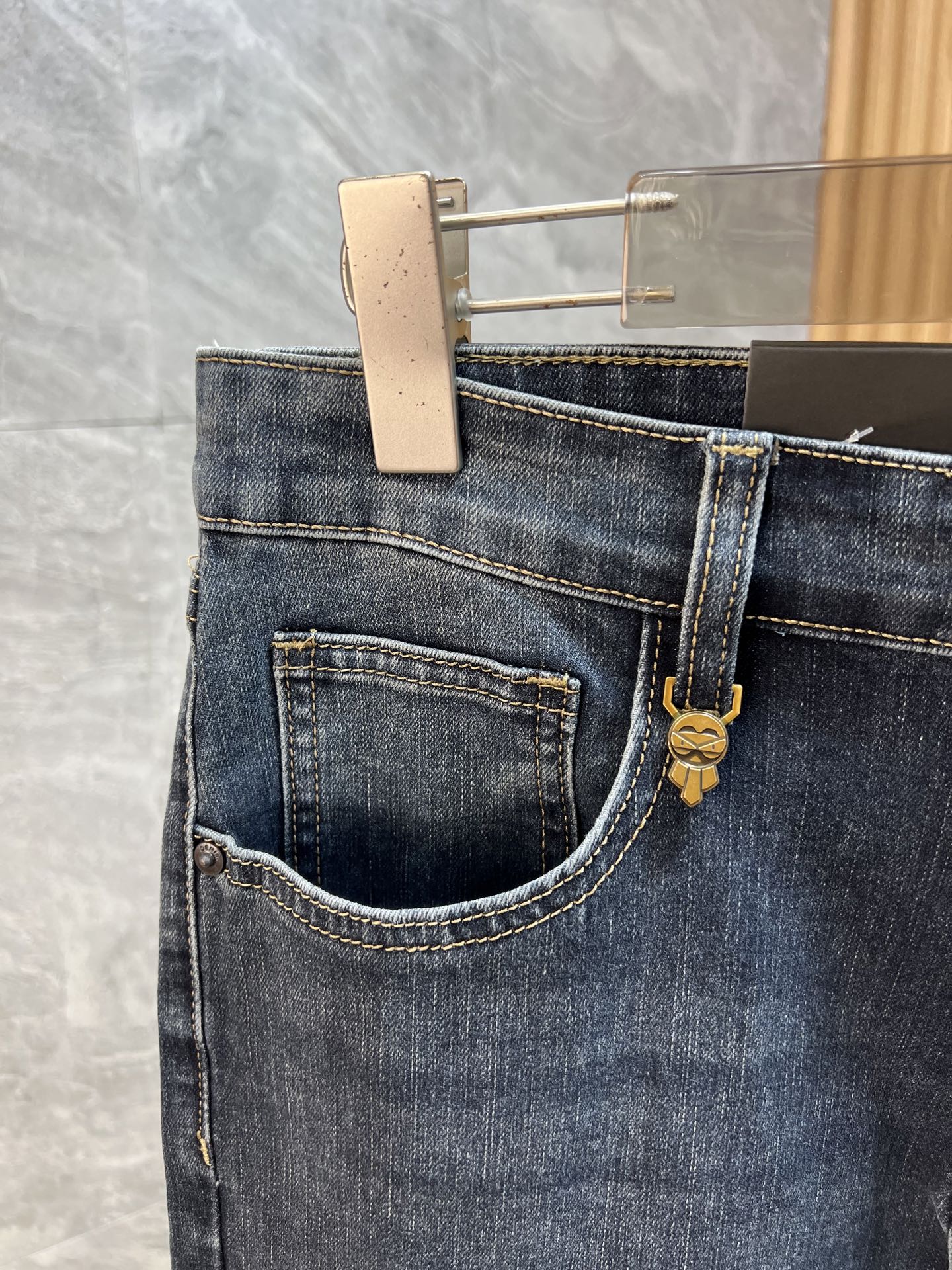 Fendi Jeans Men Size 28-38