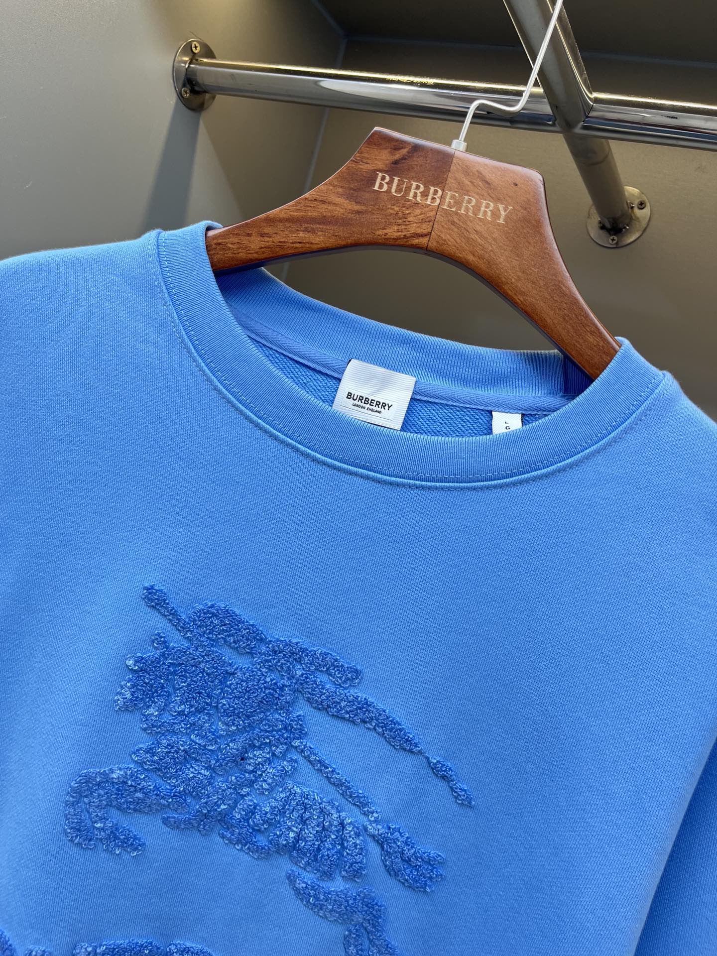 Burberry Unisex Sweatshirt Size S-XXL