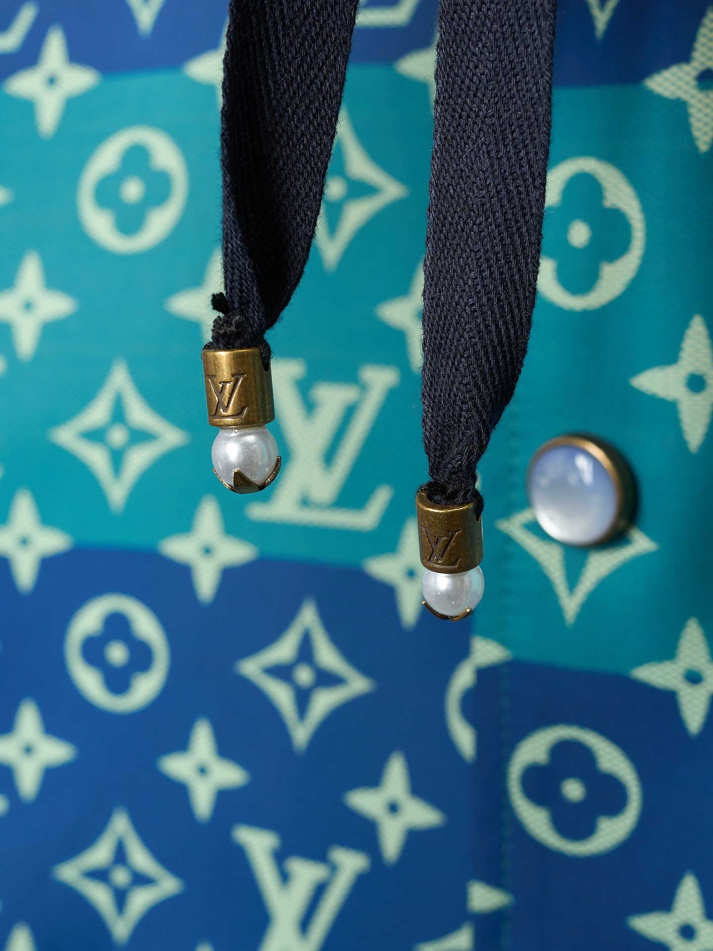 Louis Vuitton Unisex Jacket Size S-XL