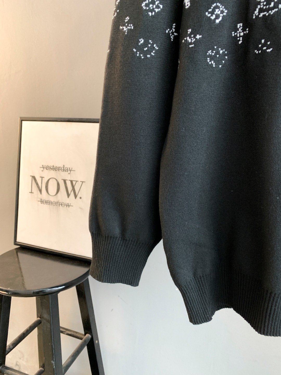 Louis Vuitton Unisex Sweatshirt Size S-XXL