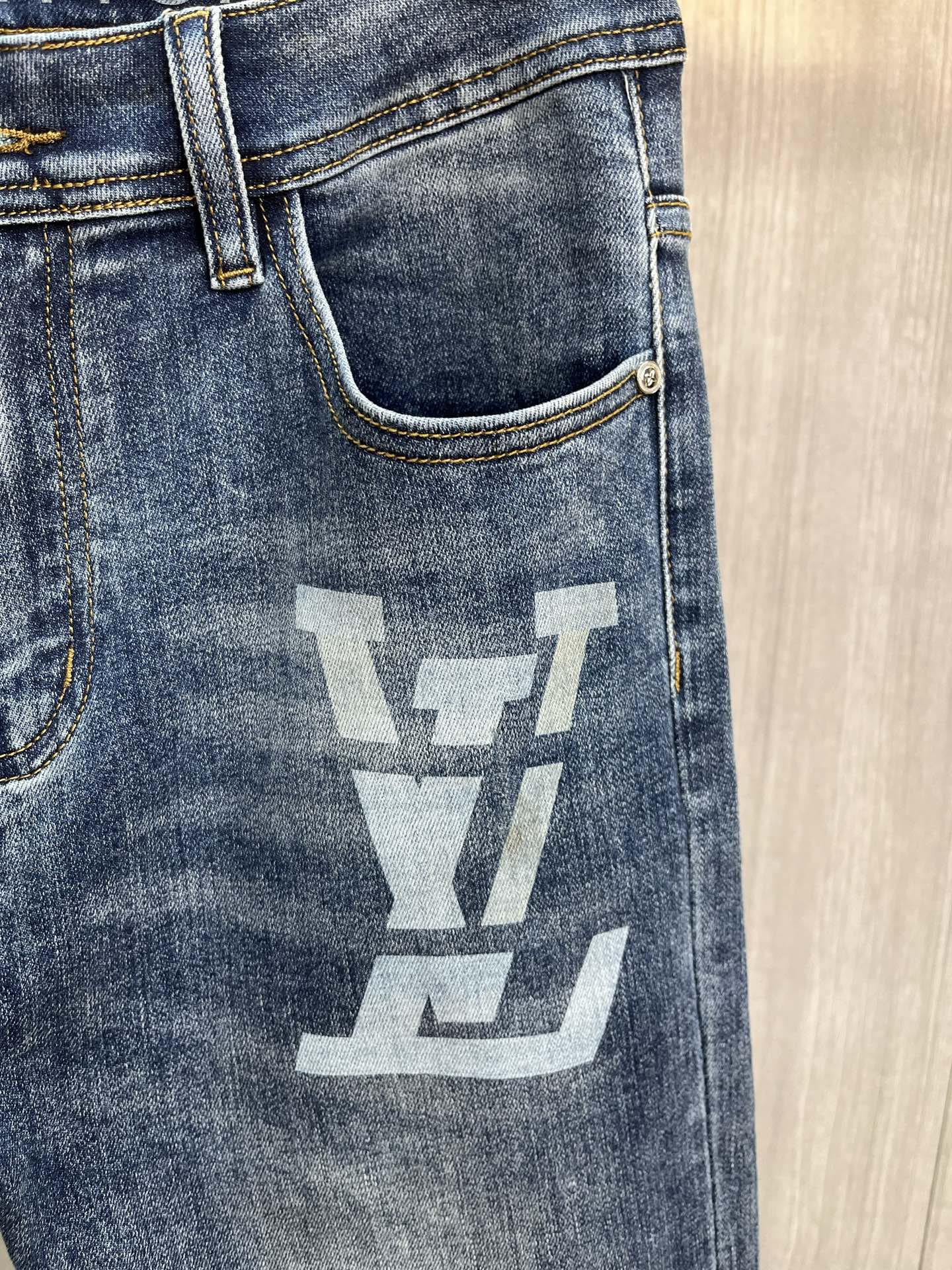 Louis Vuitton Jeans Men Size 28-38