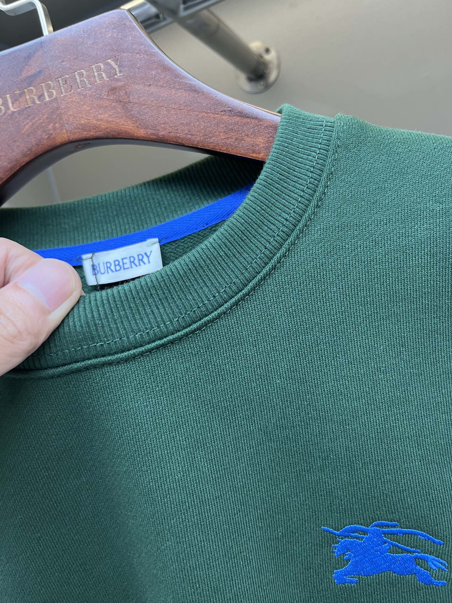 Burberry Unisex Sweatshirt Size S-XXL