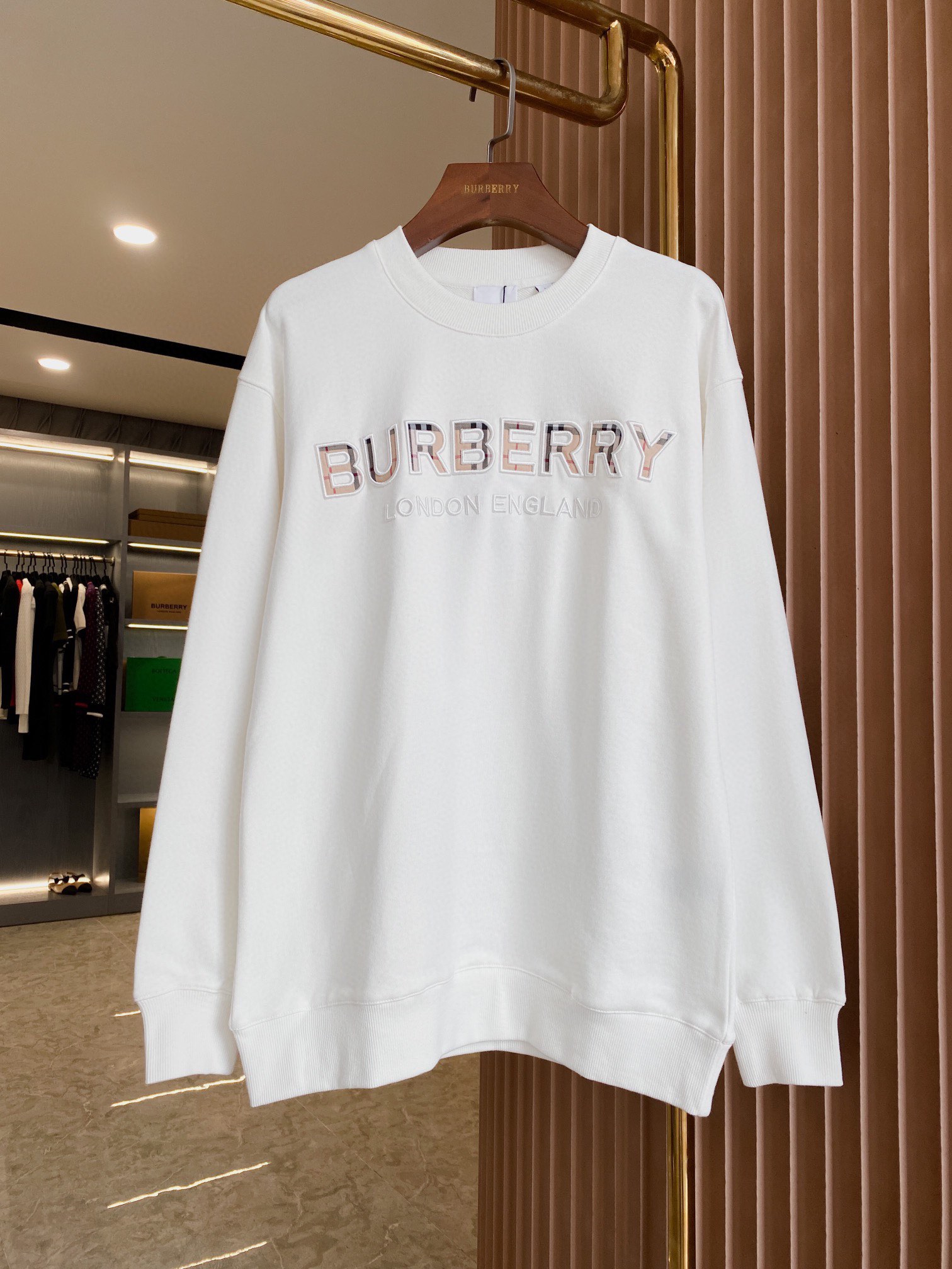Burberry Unisex Sweatshirt Size S-XXL