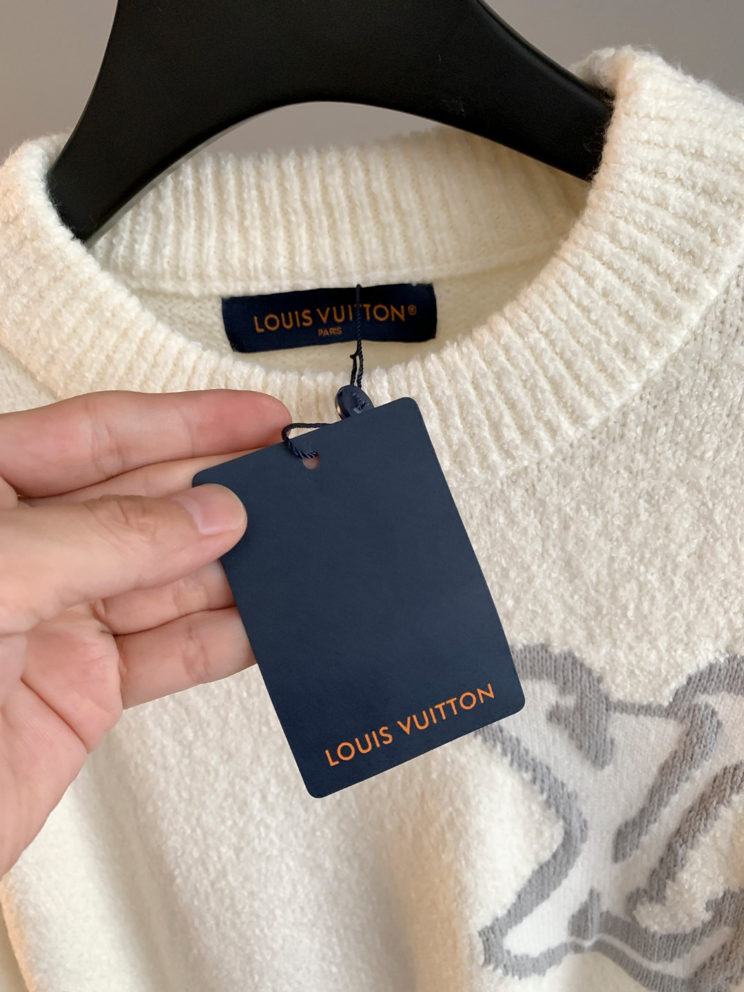 Louis Vuitton Unisex Sweatshirt Size S-XXL