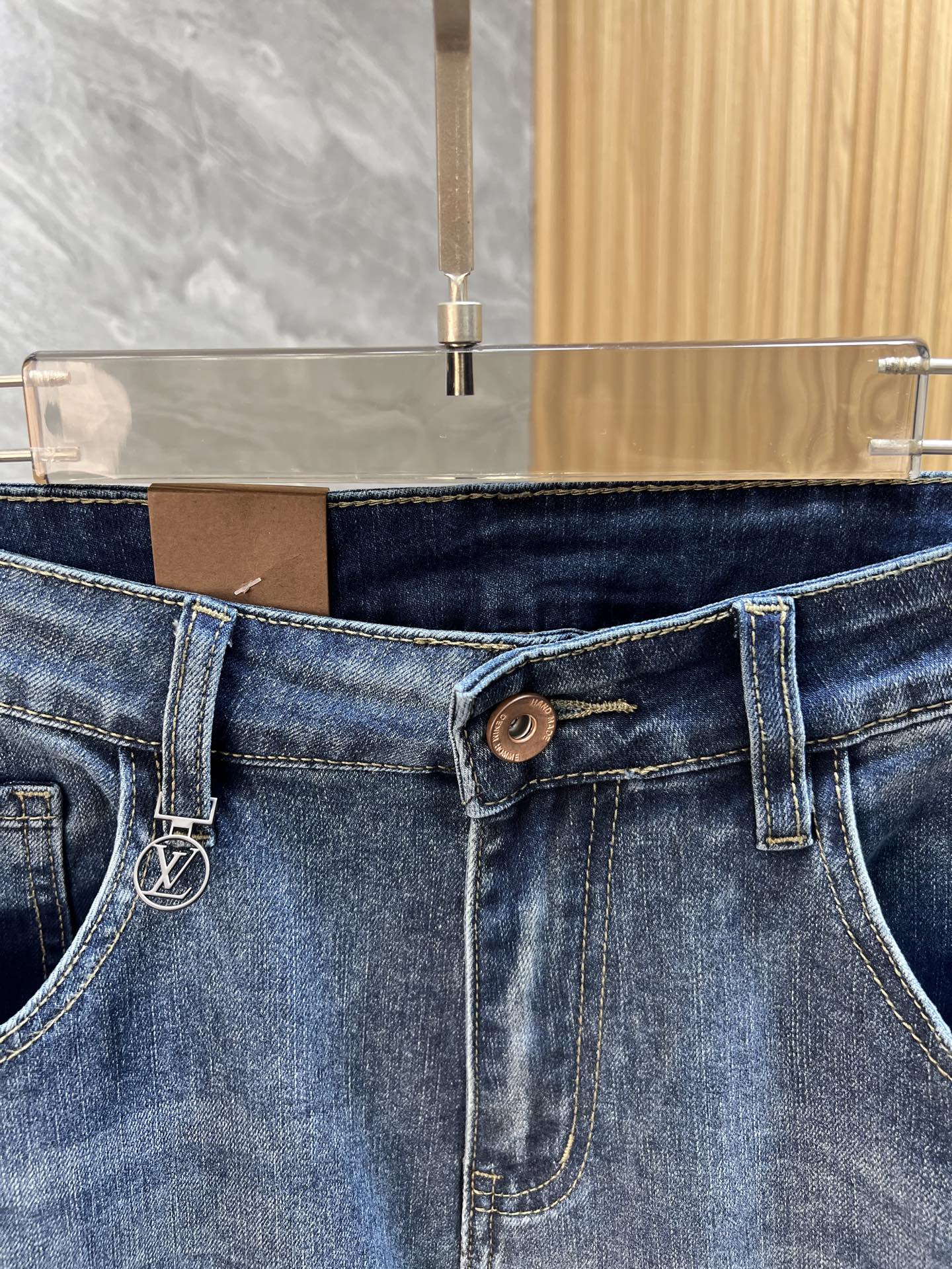 Louis Vuitton Jeans Men Size 28-38